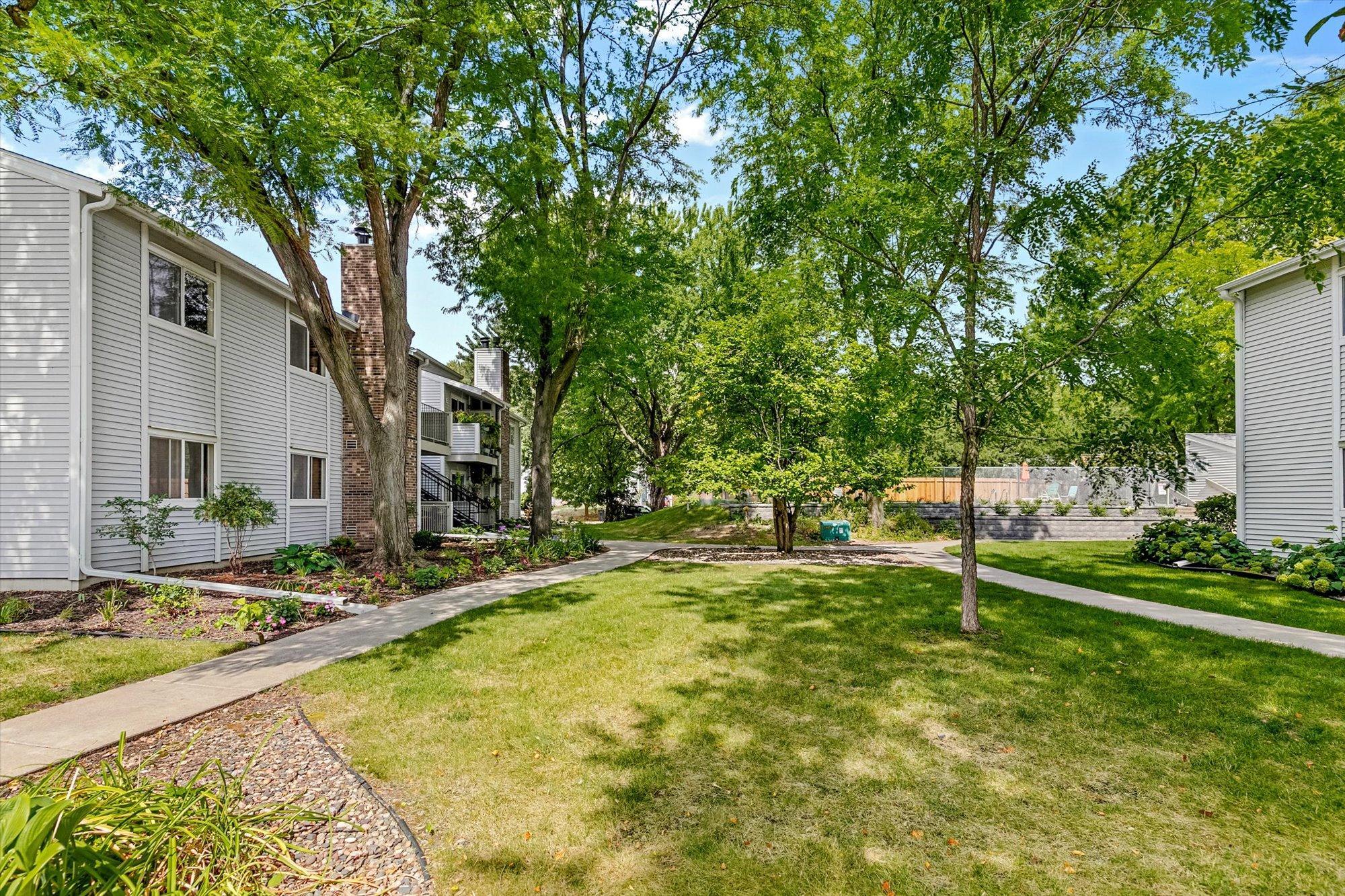 View of Residential at 2296 Benson Avenue #G, Saint Paul MN 55116, Saint Paul (26 of 26) - Mike Wilen | Minnesota Team Real Estate