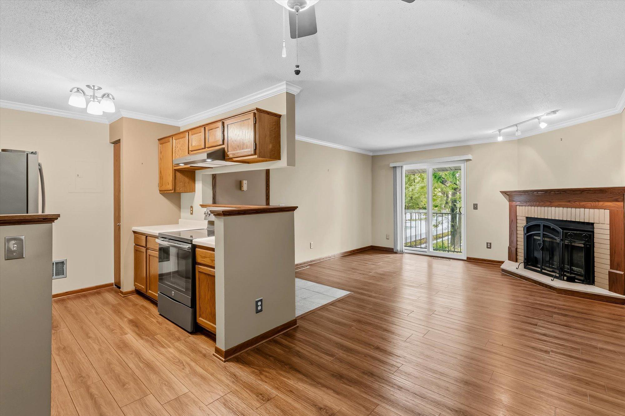 View of Residential at 2296 Benson Avenue #G, Saint Paul MN 55116, Saint Paul (9 of 26) - Mike Wilen | Minnesota Team Real Estate
