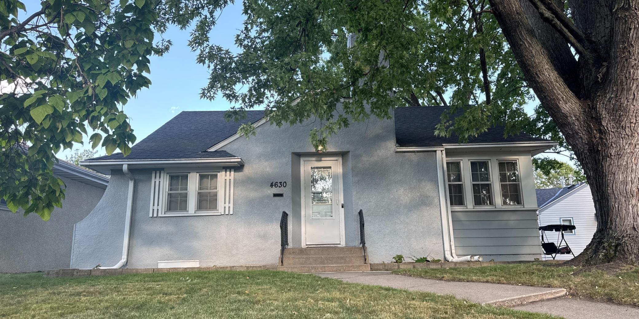 View of Residential at 4630 Colfax Avenue, Minneapolis MN 55412, Minneapolis (2 of 38) - Mike Wilen | Minnesota Team Real Estate