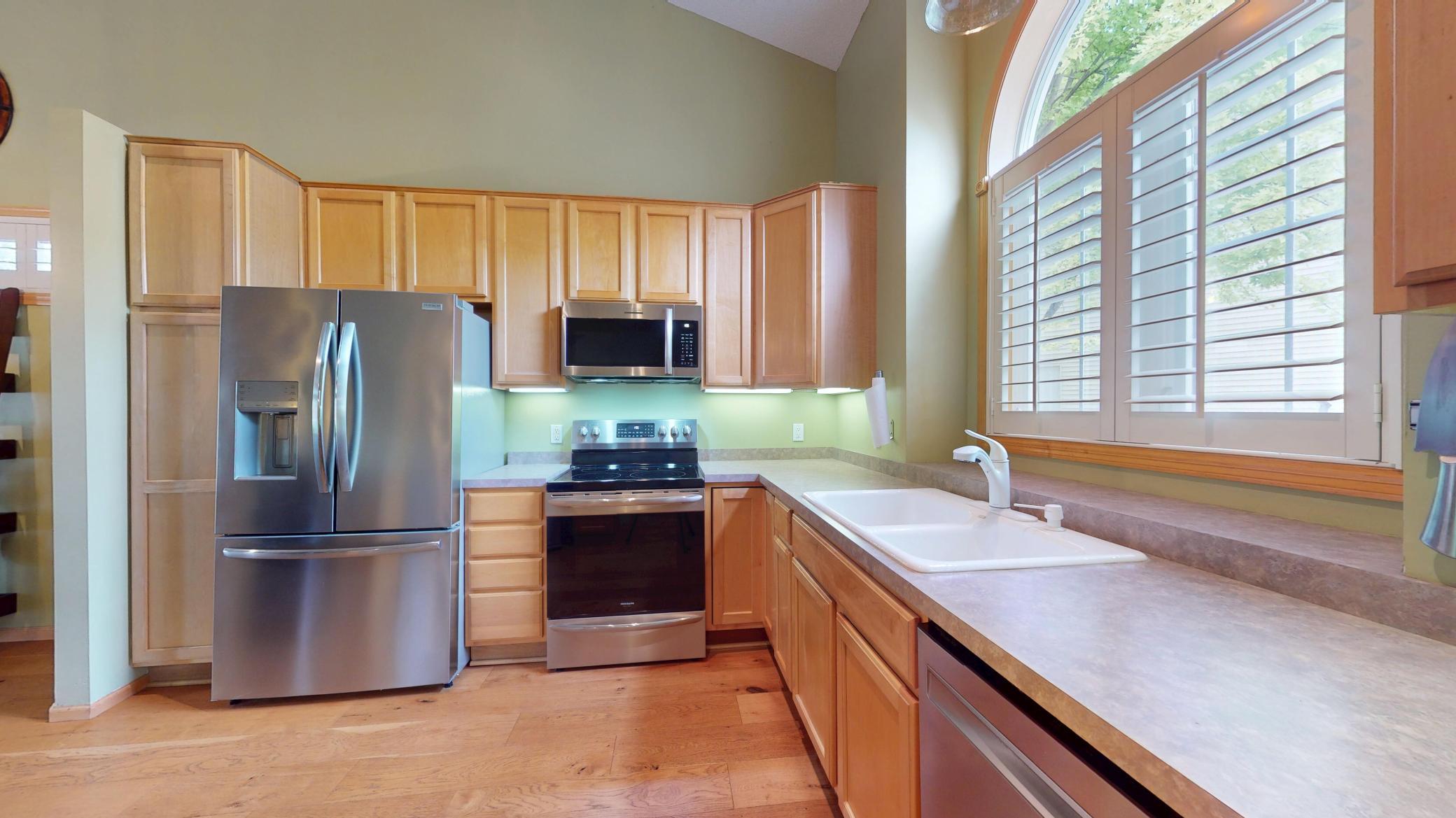View of Residential at 915 Kimberly Lane, Chanhassen MN 55317, Chanhassen (7 of 52) - Mike Wilen | Minnesota Team Real Estate