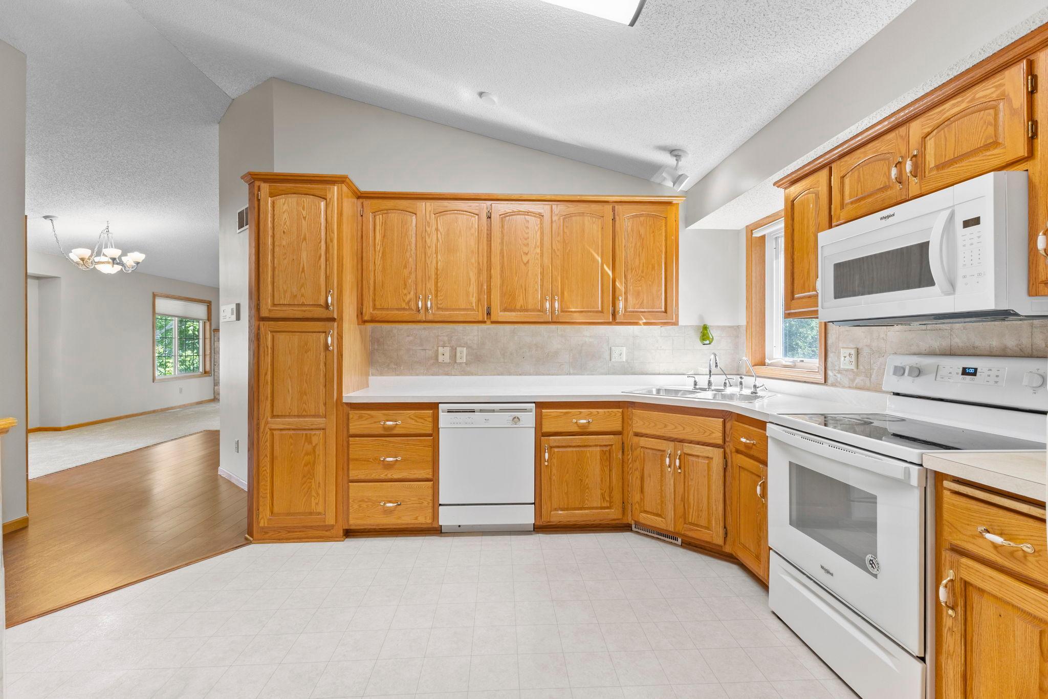 View of Residential at 648 85th Avenue, Coon Rapids MN 55433, Coon Rapids (6 of 26) - Mike Wilen | Minnesota Team Real Estate