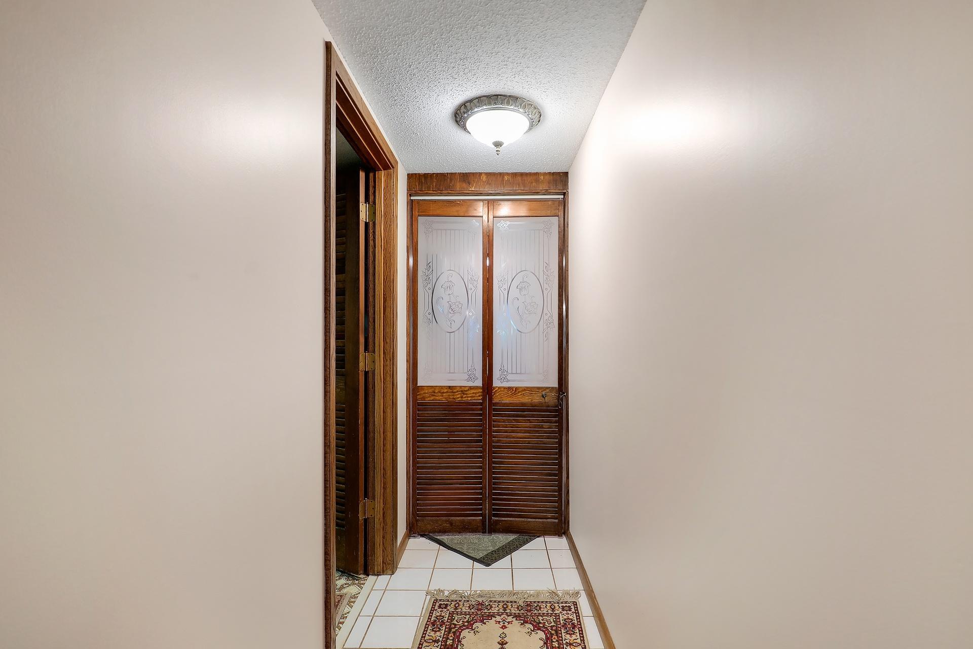 View of Residential at 9702 Utica Road, Bloomington MN 55437, Bloomington (34 of 72) - Mike Wilen | Minnesota Team Real Estate