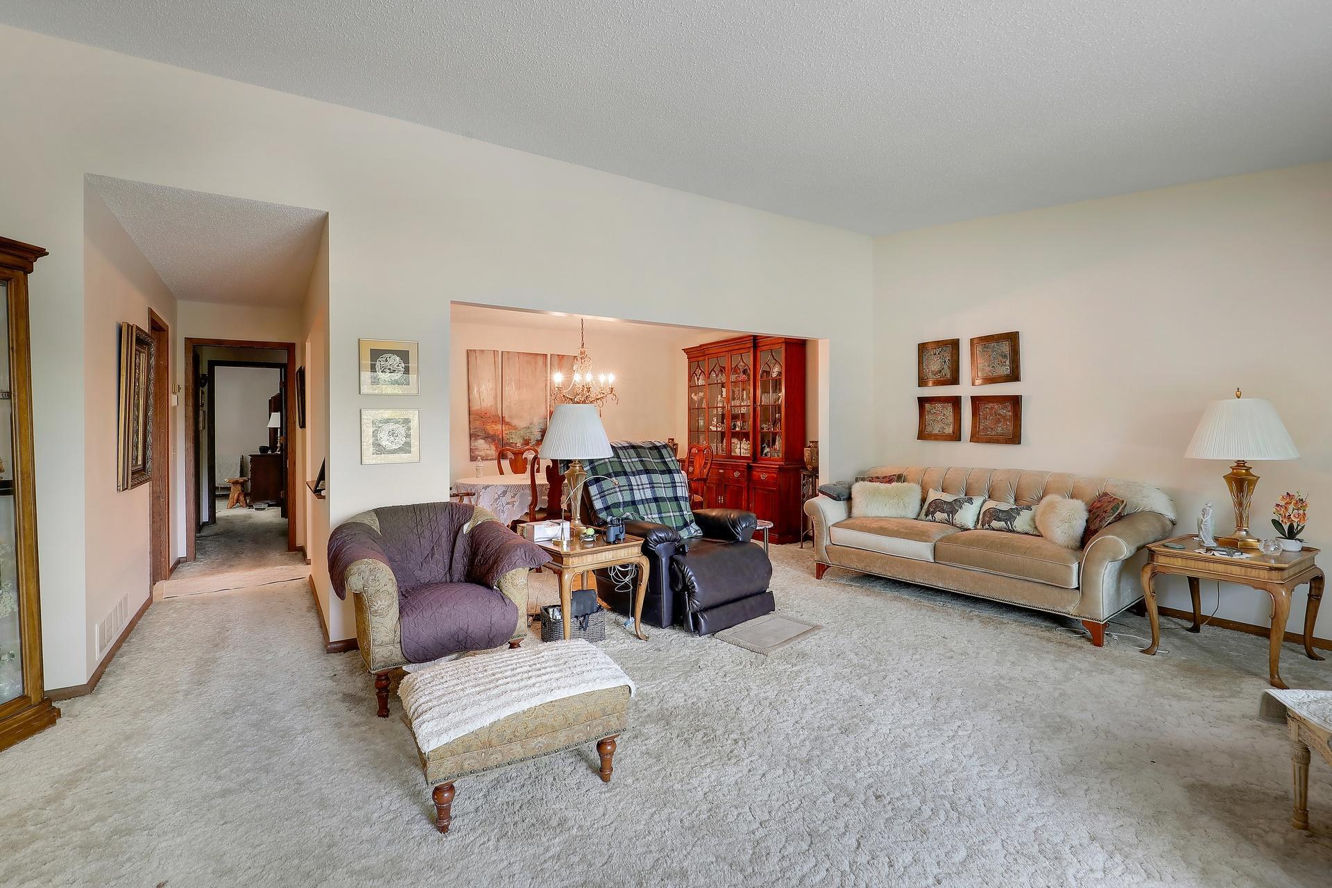 View of Residential at 9702 Utica Road, Bloomington MN 55437, Bloomington (14 of 72) - Mike Wilen | Minnesota Team Real Estate