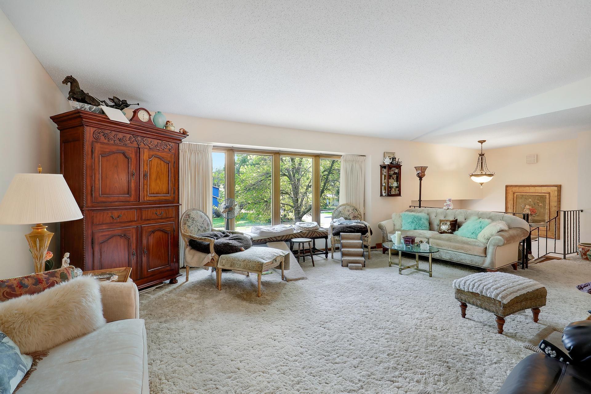 View of Residential at 9702 Utica Road, Bloomington MN 55437, Bloomington (11 of 72) - Mike Wilen | Minnesota Team Real Estate