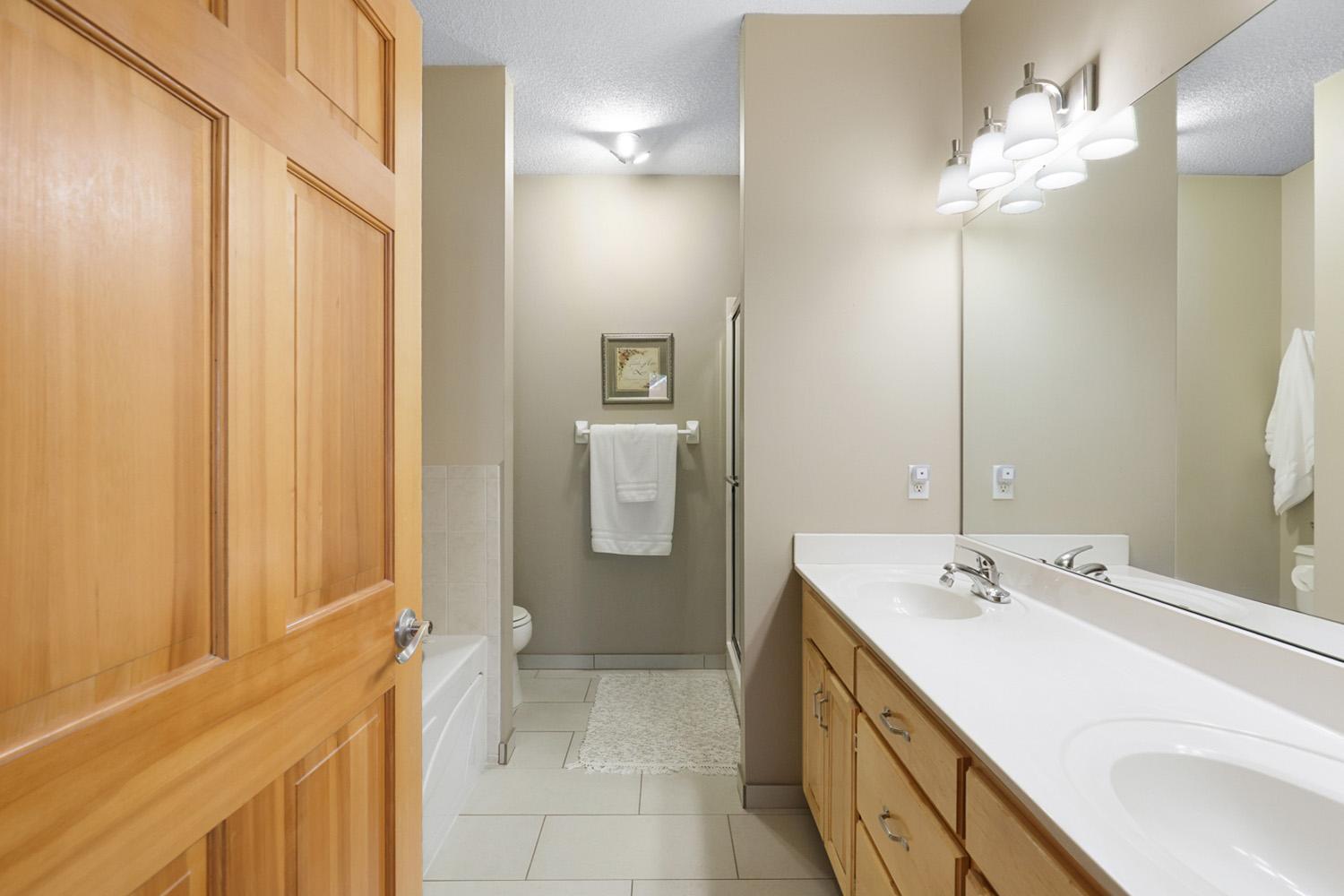 View of Residential at 20035 Homestead Court #28, Lakeville MN 55044, Lakeville (16 of 23) - Mike Wilen | Minnesota Team Real Estate