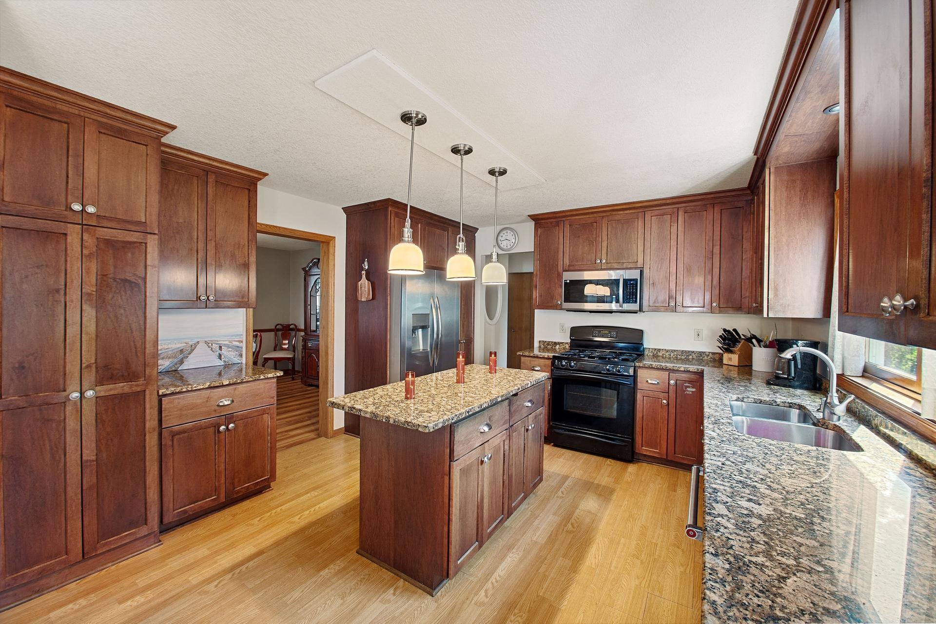 View of Residential at 9224 Cornell Road, Woodbury MN 55125, Woodbury (10 of 33) - Mike Wilen | Minnesota Team Real Estate