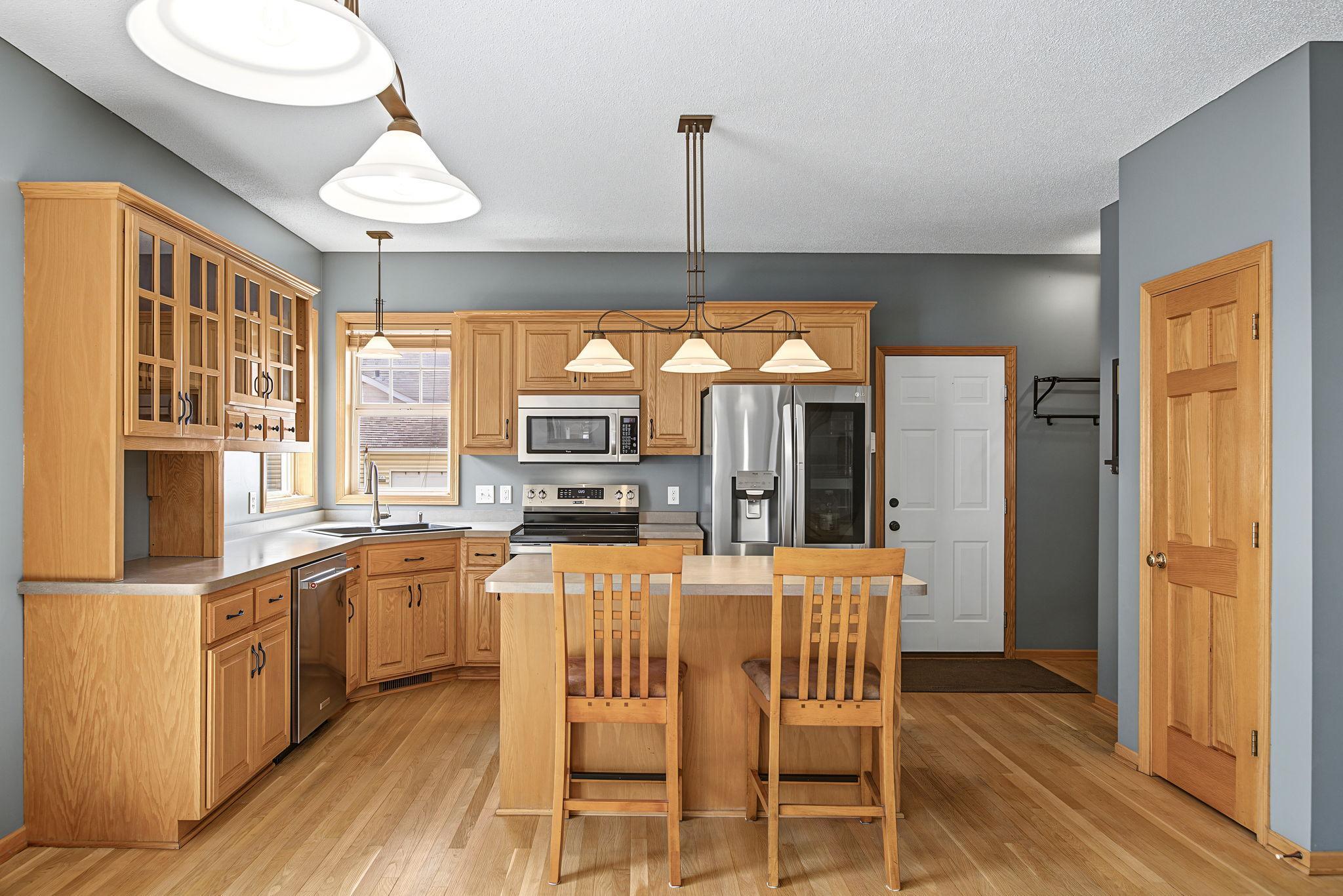 View of Residential at 17452 Goodland Path, Lakeville MN 55044, Lakeville (2 of 38) - Mike Wilen | Minnesota Team Real Estate