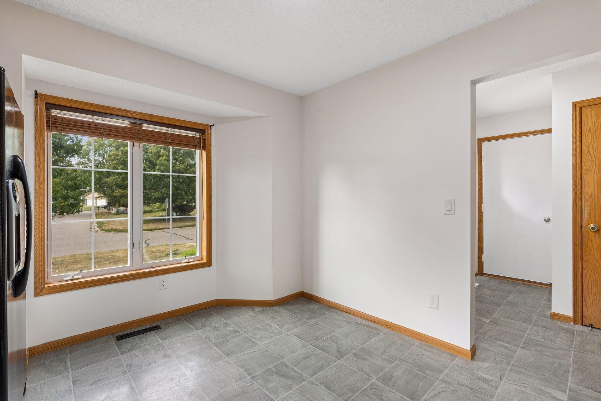 View of Residential at 4751 Heather Ridge Road, Oakdale MN 55128, Oakdale (11 of 40) - Mike Wilen | Minnesota Team Real Estate