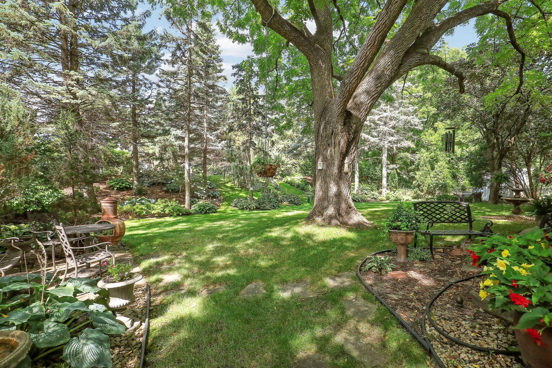 View of Residential at 9700 Utica Road, Bloomington MN 55437, Bloomington (18 of 25) - Mike Wilen | Minnesota Team Real Estate