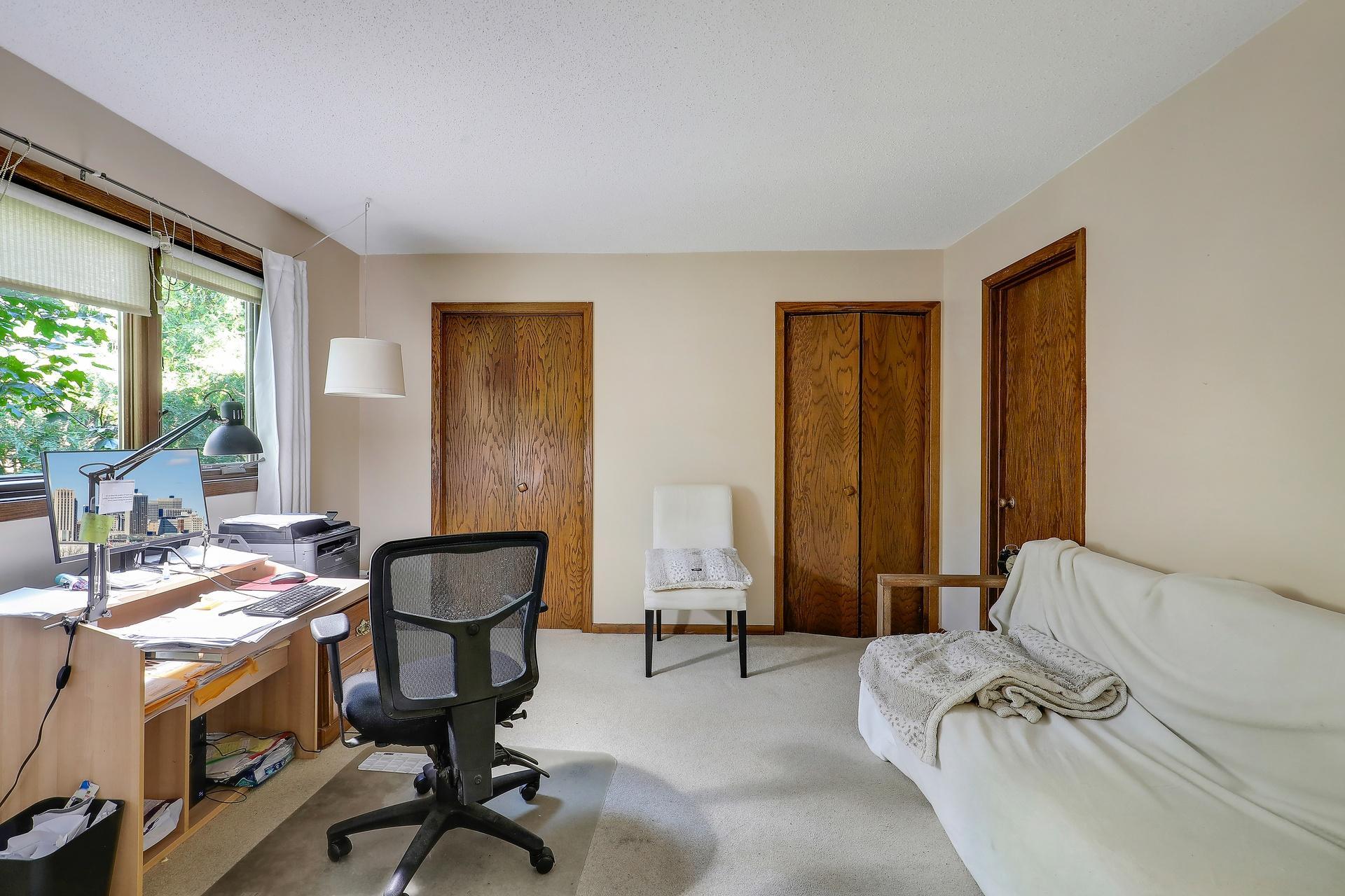 View of Residential at 9700 Utica Road, Bloomington MN 55437, Bloomington (40 of 44) - Mike Wilen | Minnesota Team Real Estate