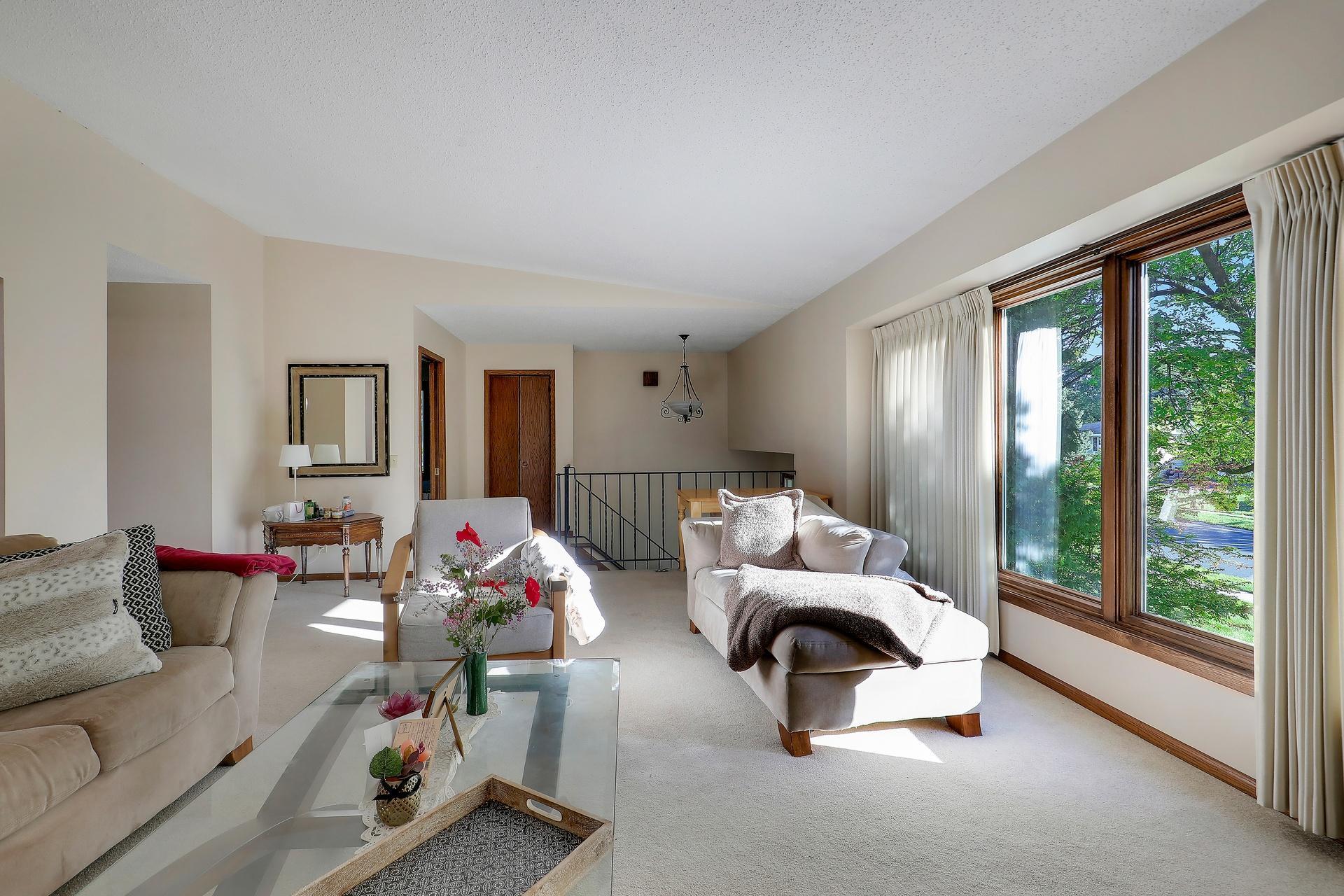 View of Residential at 9700 Utica Road, Bloomington MN 55437, Bloomington (34 of 44) - Mike Wilen | Minnesota Team Real Estate