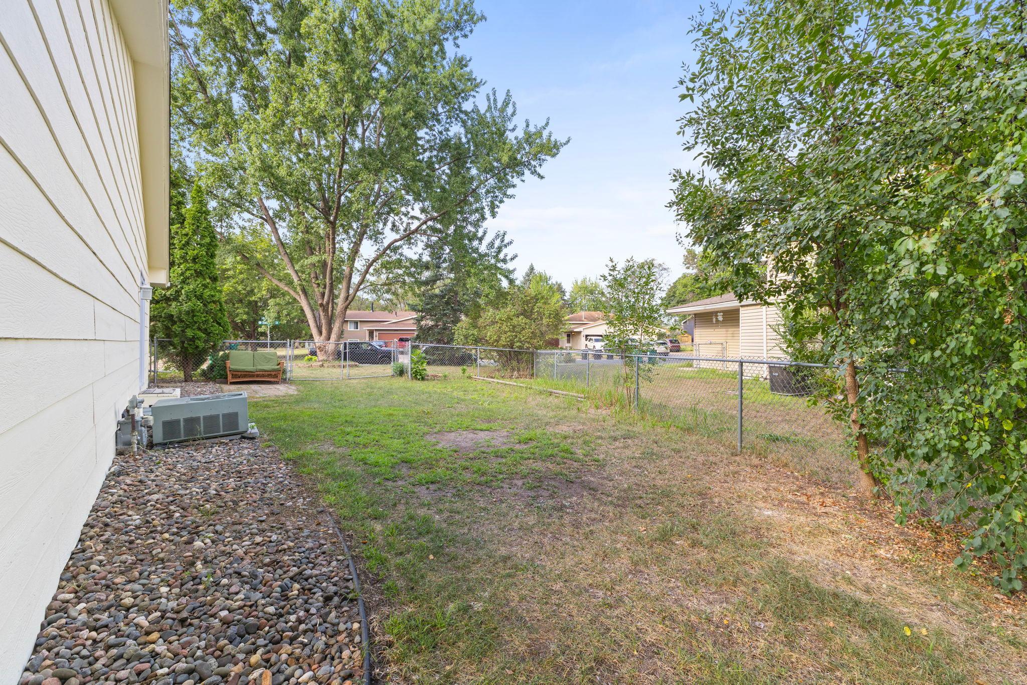 View of Residential at 2163 109th Lane, Coon Rapids MN 55433, Coon Rapids (31 of 37) - Mike Wilen | Minnesota Team Real Estate