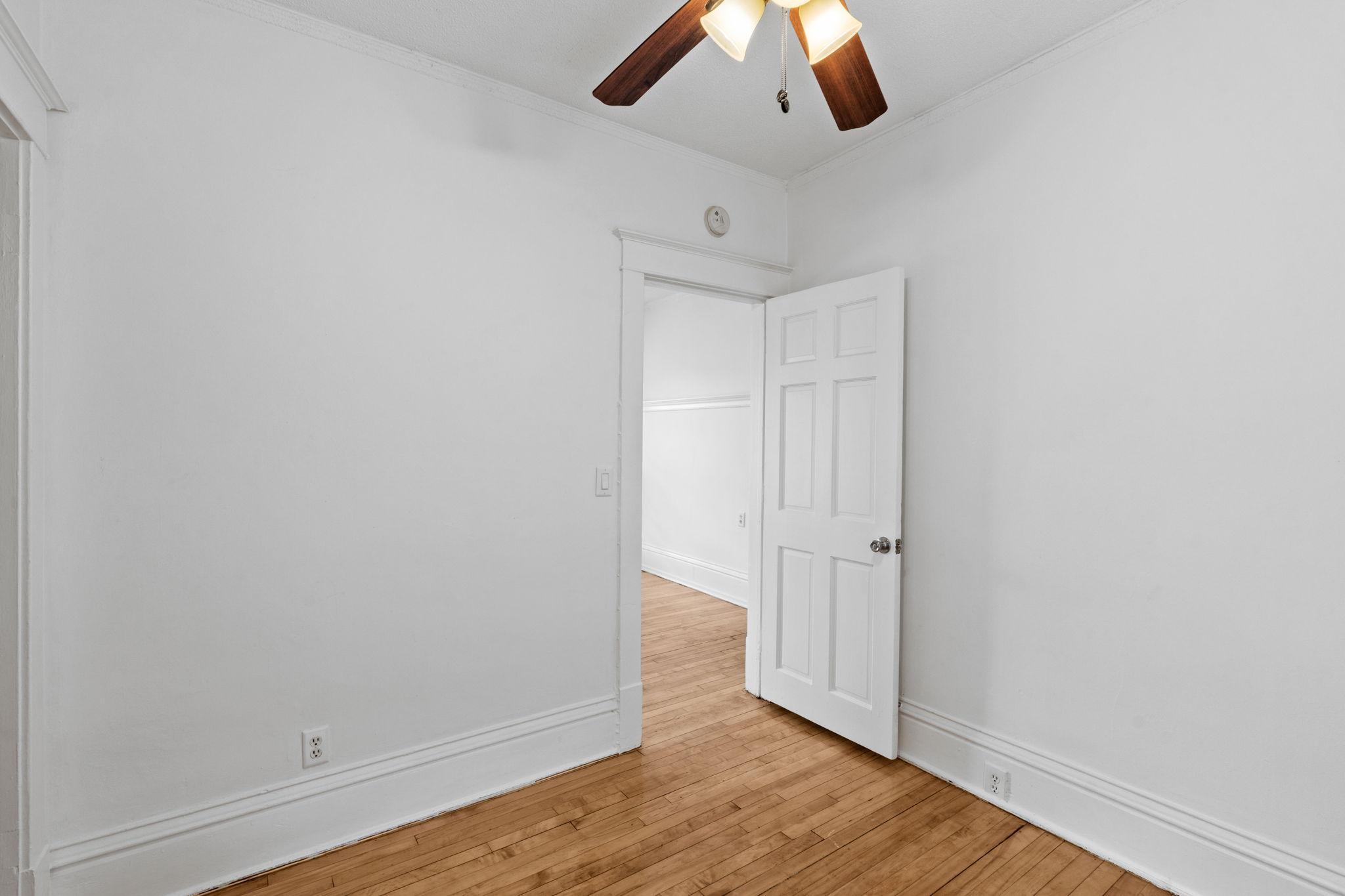 View of Residential Income at 2600 Washington Street, Minneapolis MN 55418, Minneapolis (19 of 47) - Mike Wilen | Minnesota Team Real Estate