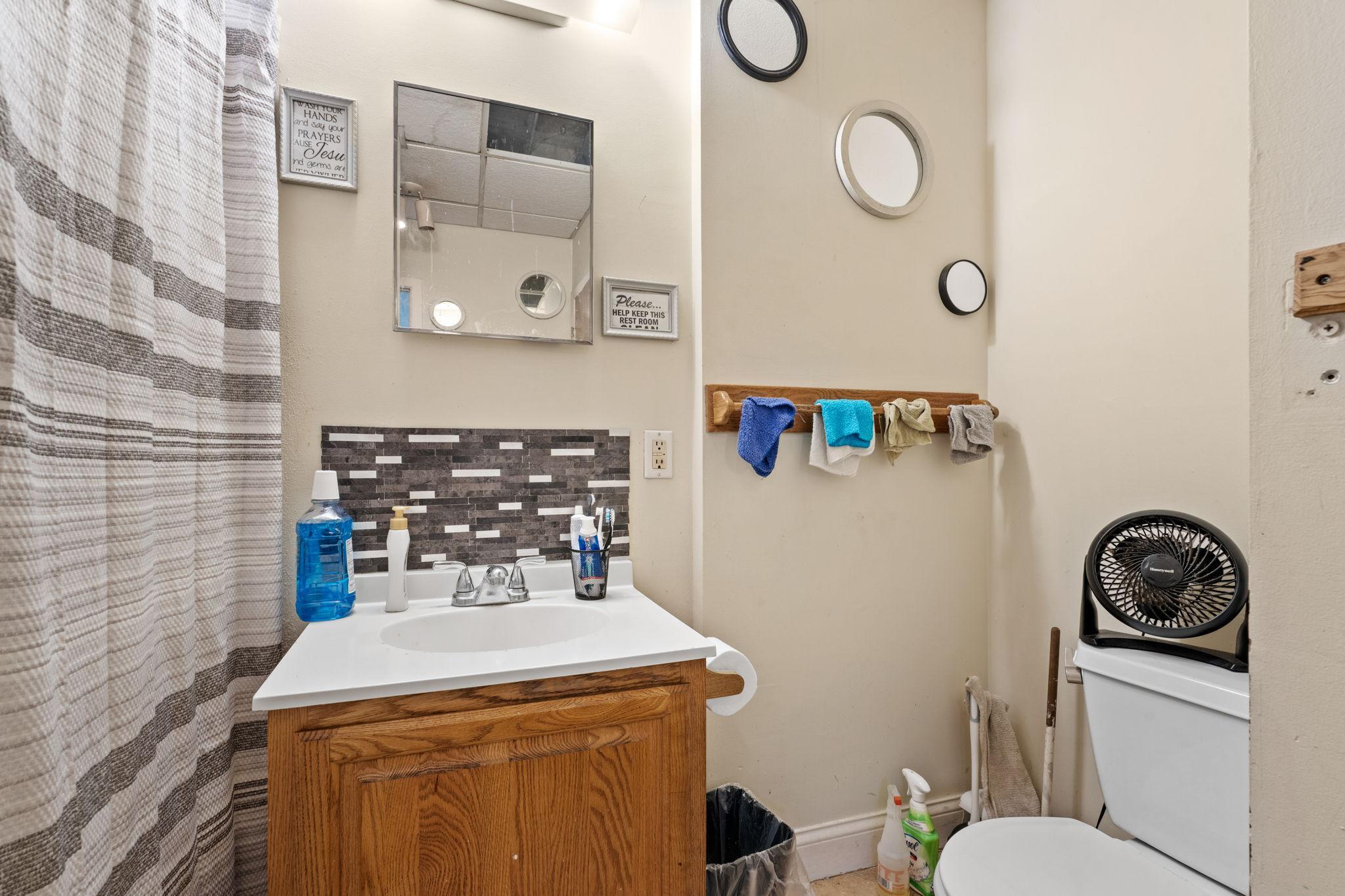 View of Residential Income at 2600 Washington Street, Minneapolis MN 55418, Minneapolis (34 of 47) - Mike Wilen | Minnesota Team Real Estate