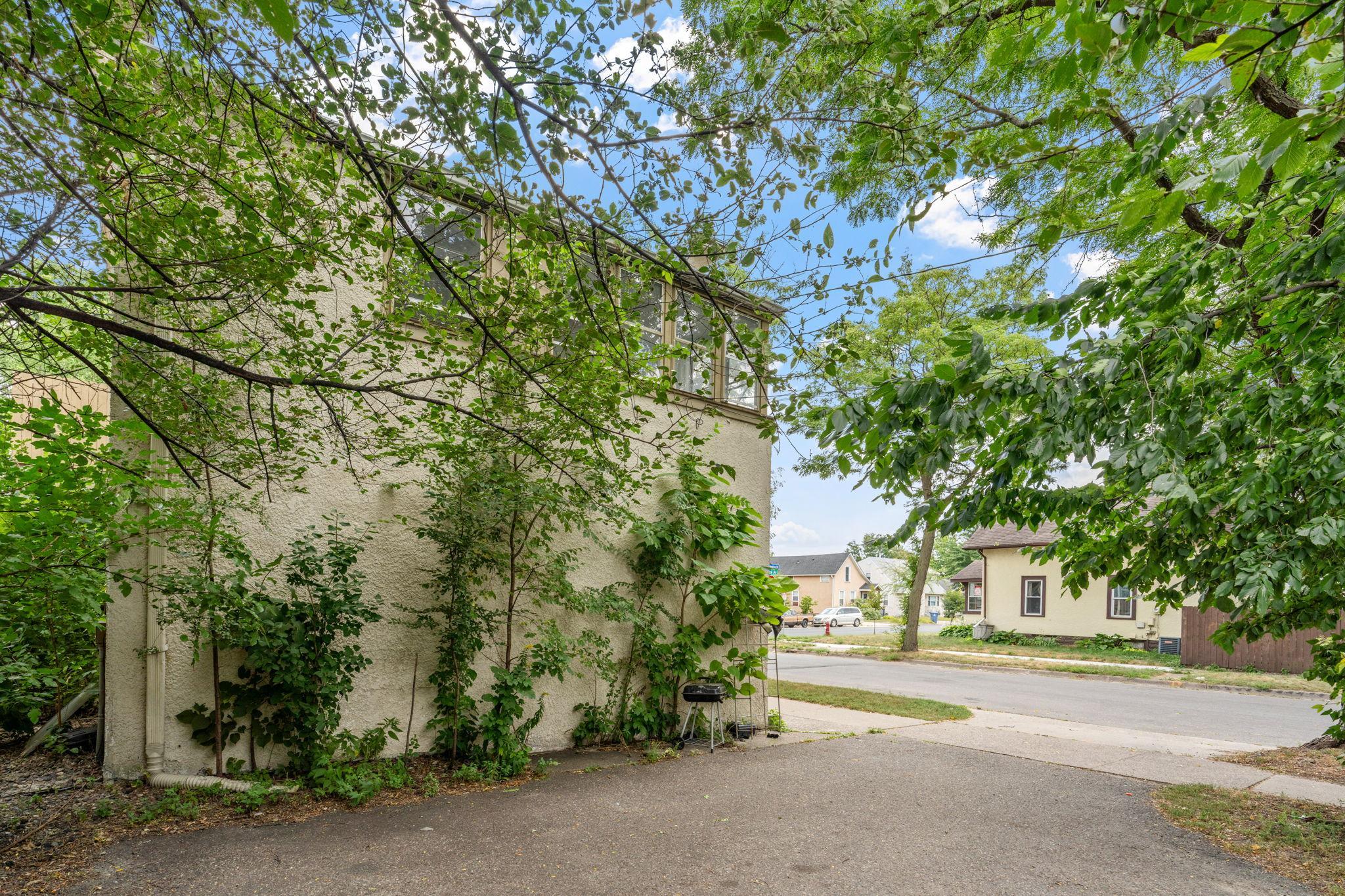 View of Residential Income at 2600 Washington Street, Minneapolis MN 55418, Minneapolis (44 of 47) - Mike Wilen | Minnesota Team Real Estate