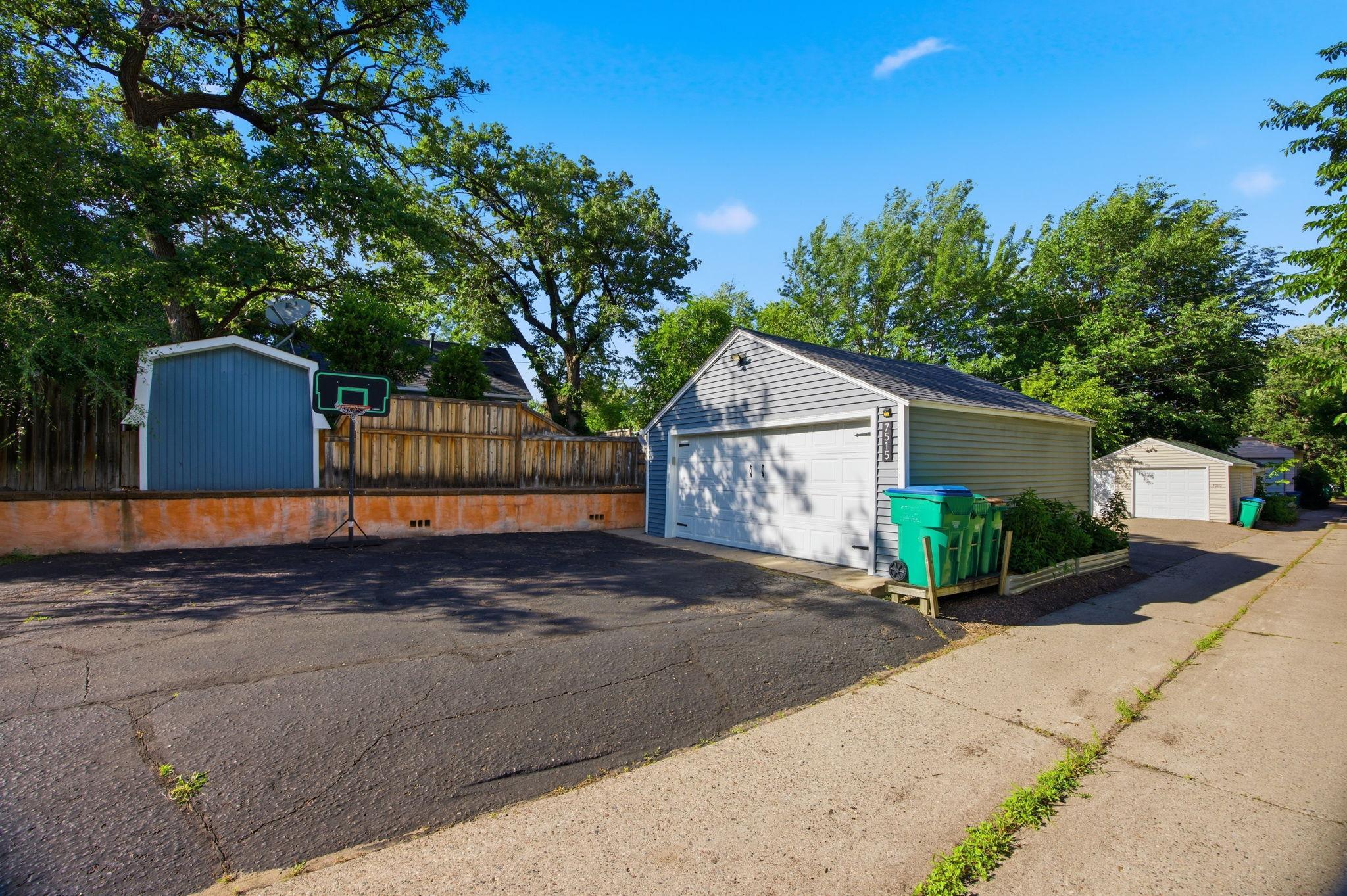 View of Residential at 7515 North Street, Saint Louis Park MN 55426, Saint Louis Park (11 of 50) - Mike Wilen | Minnesota Team Real Estate