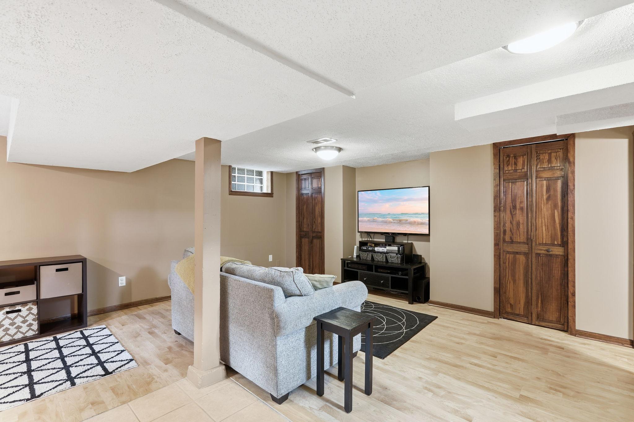 View of Residential at 7515 North Street, Saint Louis Park MN 55426, Saint Louis Park (43 of 50) - Mike Wilen | Minnesota Team Real Estate