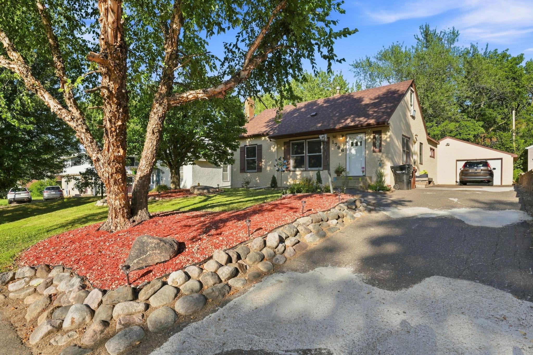 View of Residential at 1796 Kennard Street, Maplewood MN 55109, Maplewood (26 of 33) - Mike Wilen | Minnesota Team Real Estate