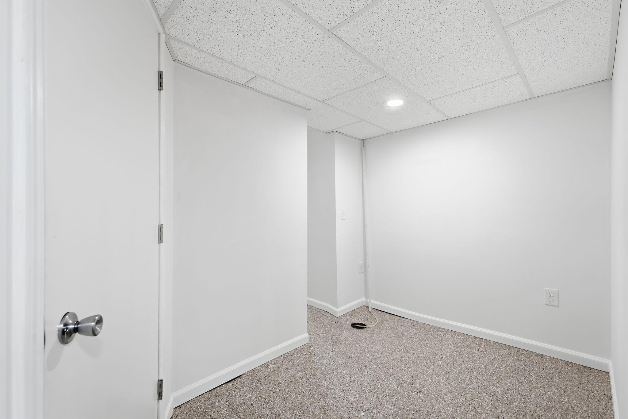 View of Residential at 1796 Kennard Street, Maplewood MN 55109, Maplewood (23 of 33) - Mike Wilen | Minnesota Team Real Estate