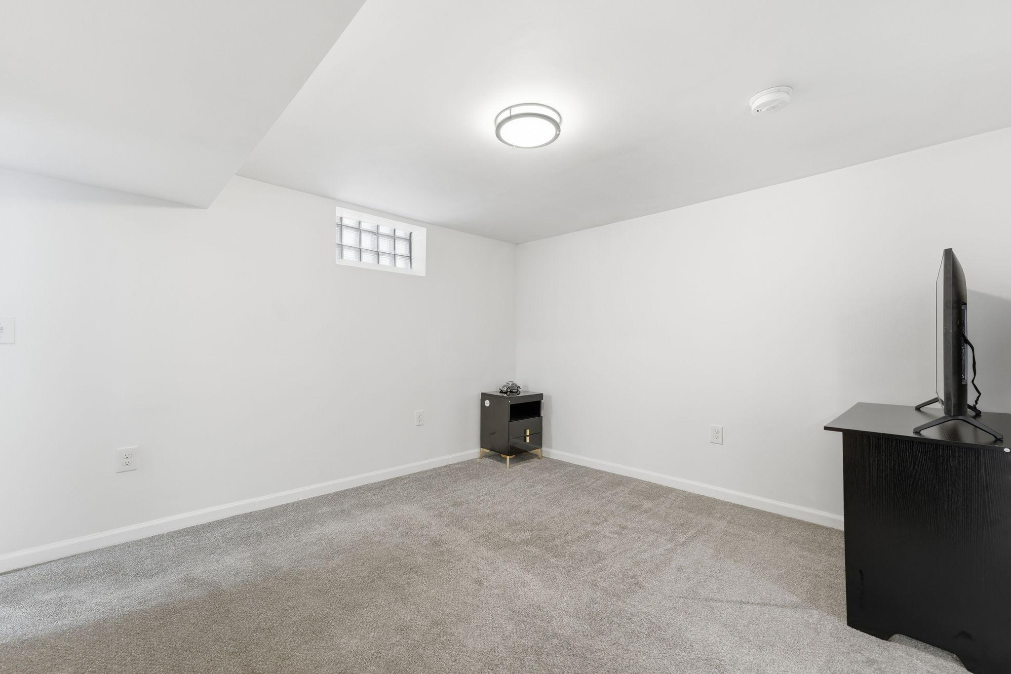 View of Residential at 1796 Kennard Street, Maplewood MN 55109, Maplewood (22 of 33) - Mike Wilen | Minnesota Team Real Estate