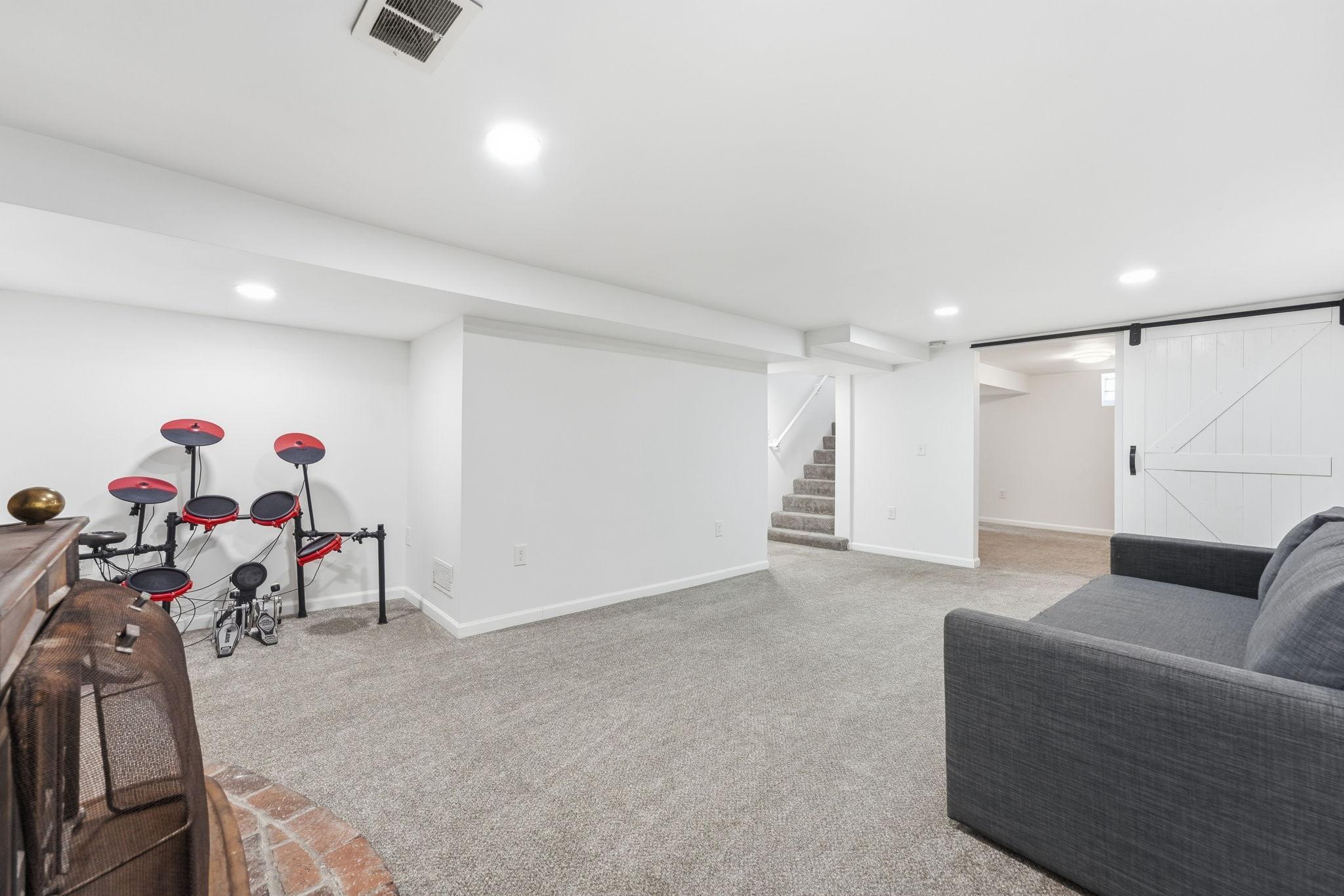 View of Residential at 1796 Kennard Street, Maplewood MN 55109, Maplewood (14 of 33) - Mike Wilen | Minnesota Team Real Estate
