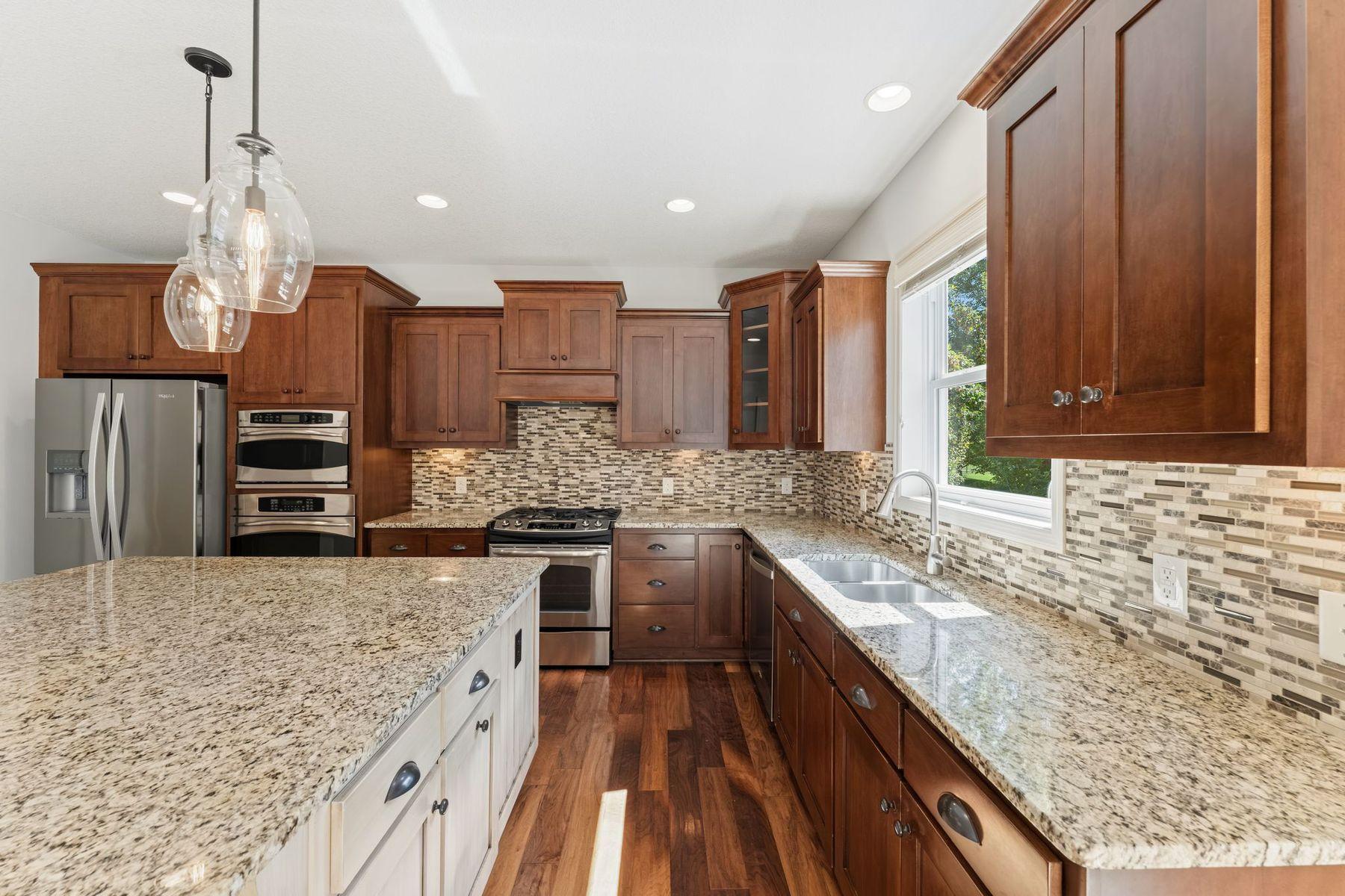 View of Residential at 3460 Ridgestone Way, Woodbury MN 55129, Woodbury (14 of 63) - Mike Wilen | Minnesota Team Real Estate