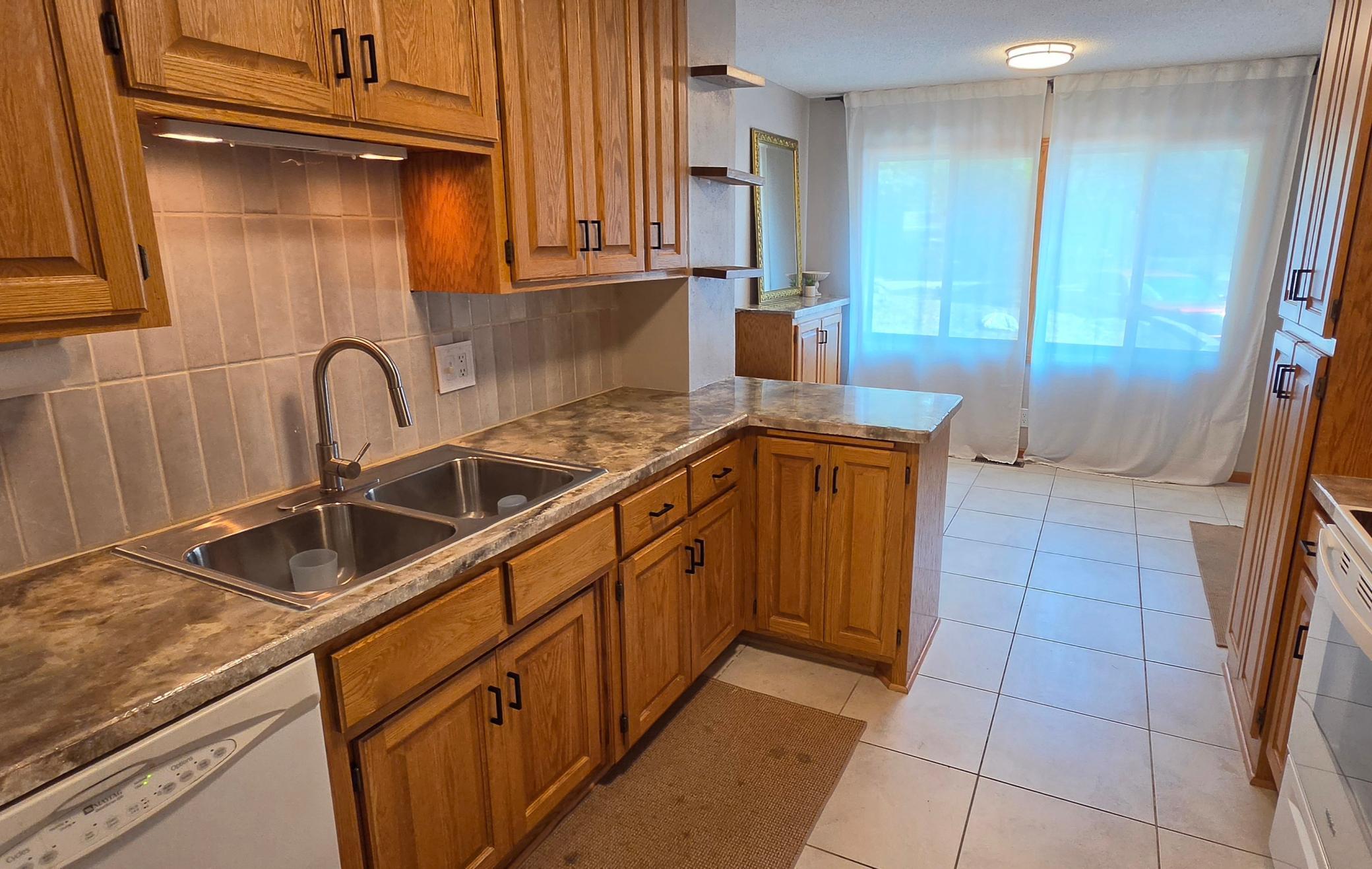 View of Residential at 12123 Red Oak Court, Burnsville MN 55337, Burnsville (6 of 29) - Mike Wilen | Minnesota Team Real Estate