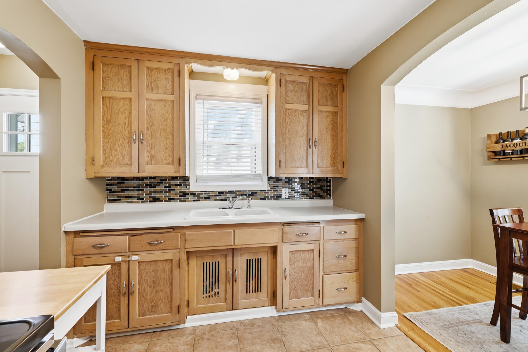 View of Residential at 3116 Hampshire Avenue, Saint Louis Park MN 55426, Saint Louis Park (10 of 21) - Mike Wilen | Minnesota Team Real Estate