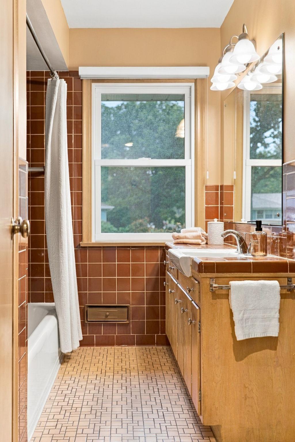 View of Residential at 5000 Frontenac Avenue, Golden Valley MN 55422, Golden Valley (38 of 60) - Mike Wilen | Minnesota Team Real Estate