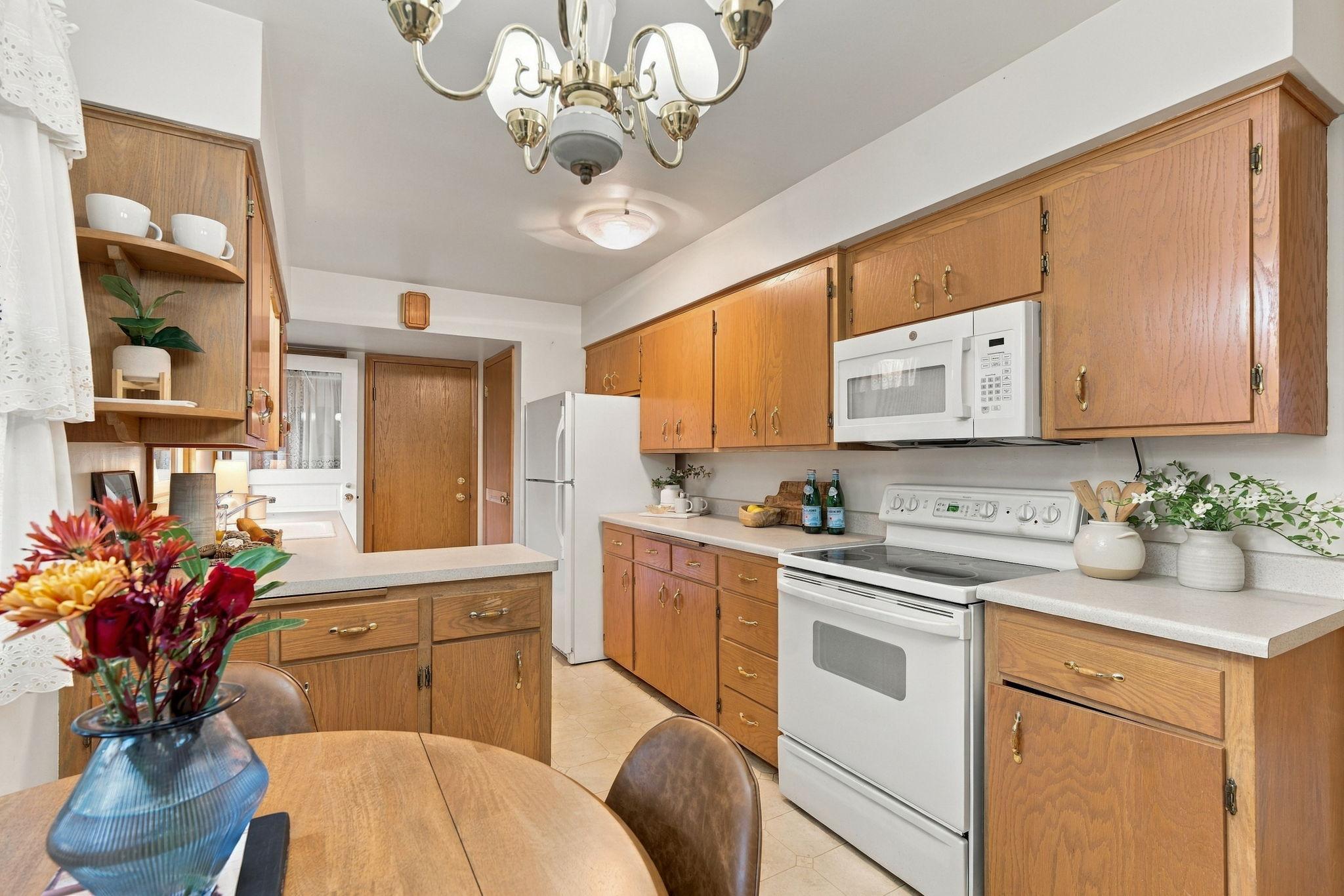 View of Residential at 5000 Frontenac Avenue, Golden Valley MN 55422, Golden Valley (19 of 60) - Mike Wilen | Minnesota Team Real Estate
