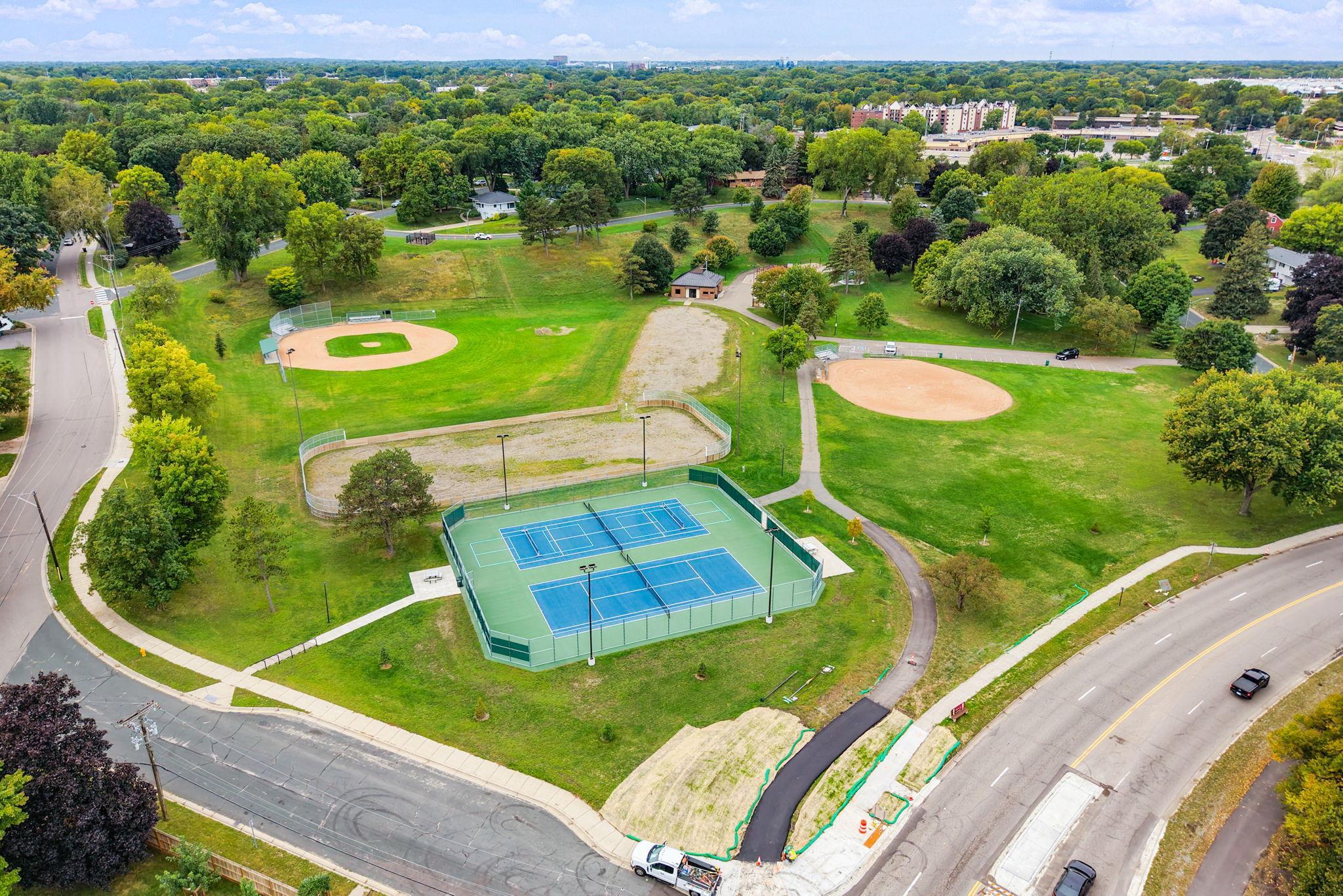 View of Residential at 5000 Frontenac Avenue, Golden Valley MN 55422, Golden Valley (58 of 60) - Mike Wilen | Minnesota Team Real Estate