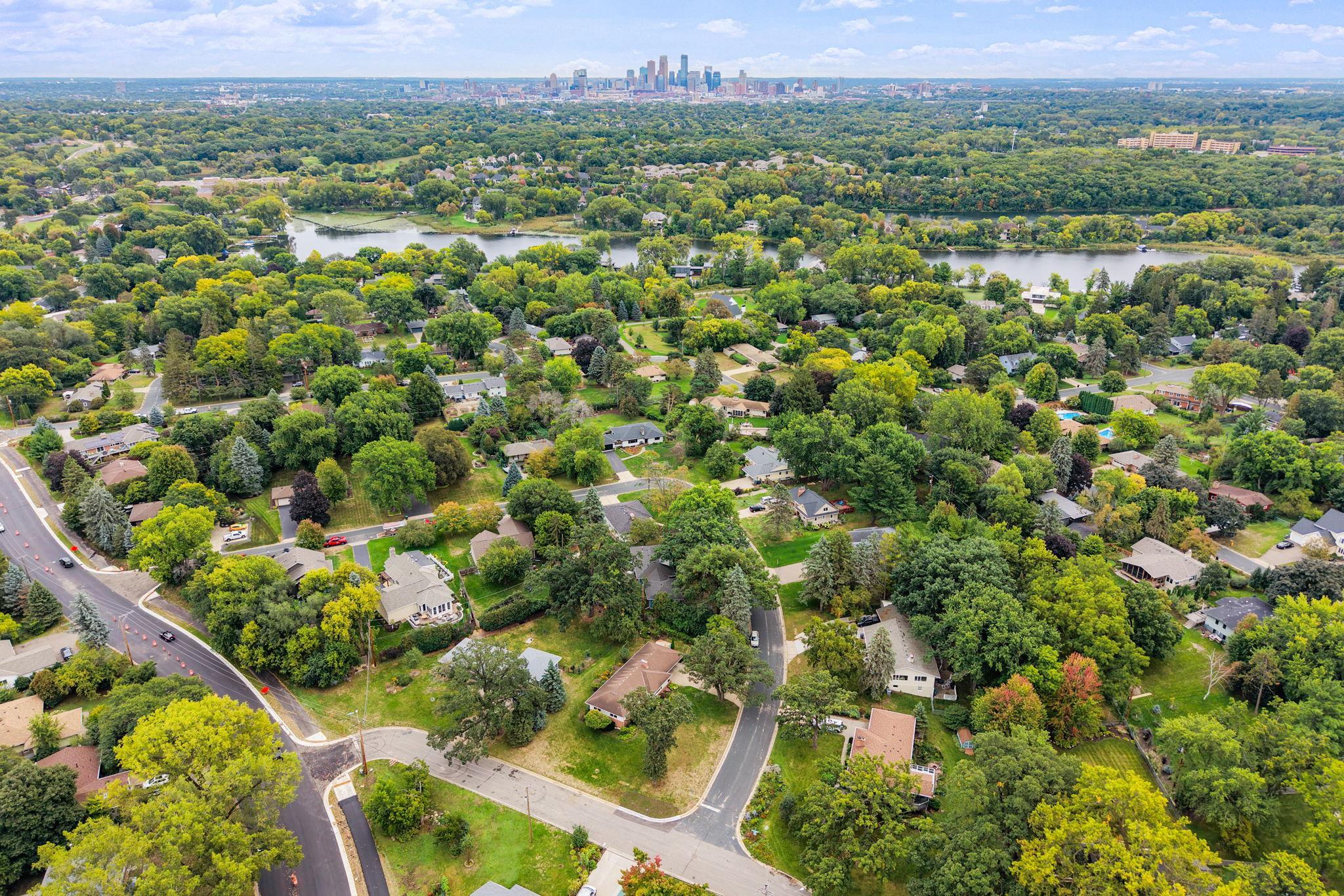 View of Residential at 5000 Frontenac Avenue, Golden Valley MN 55422, Golden Valley (57 of 60) - Mike Wilen | Minnesota Team Real Estate