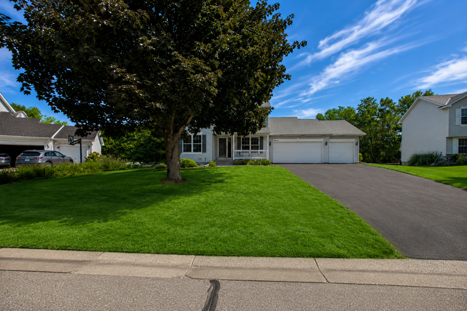 View of Residential at 8013 Greenbriar Court, Woodbury MN 55125, Woodbury (3 of 5) - Mike Wilen | Minnesota Team Real Estate