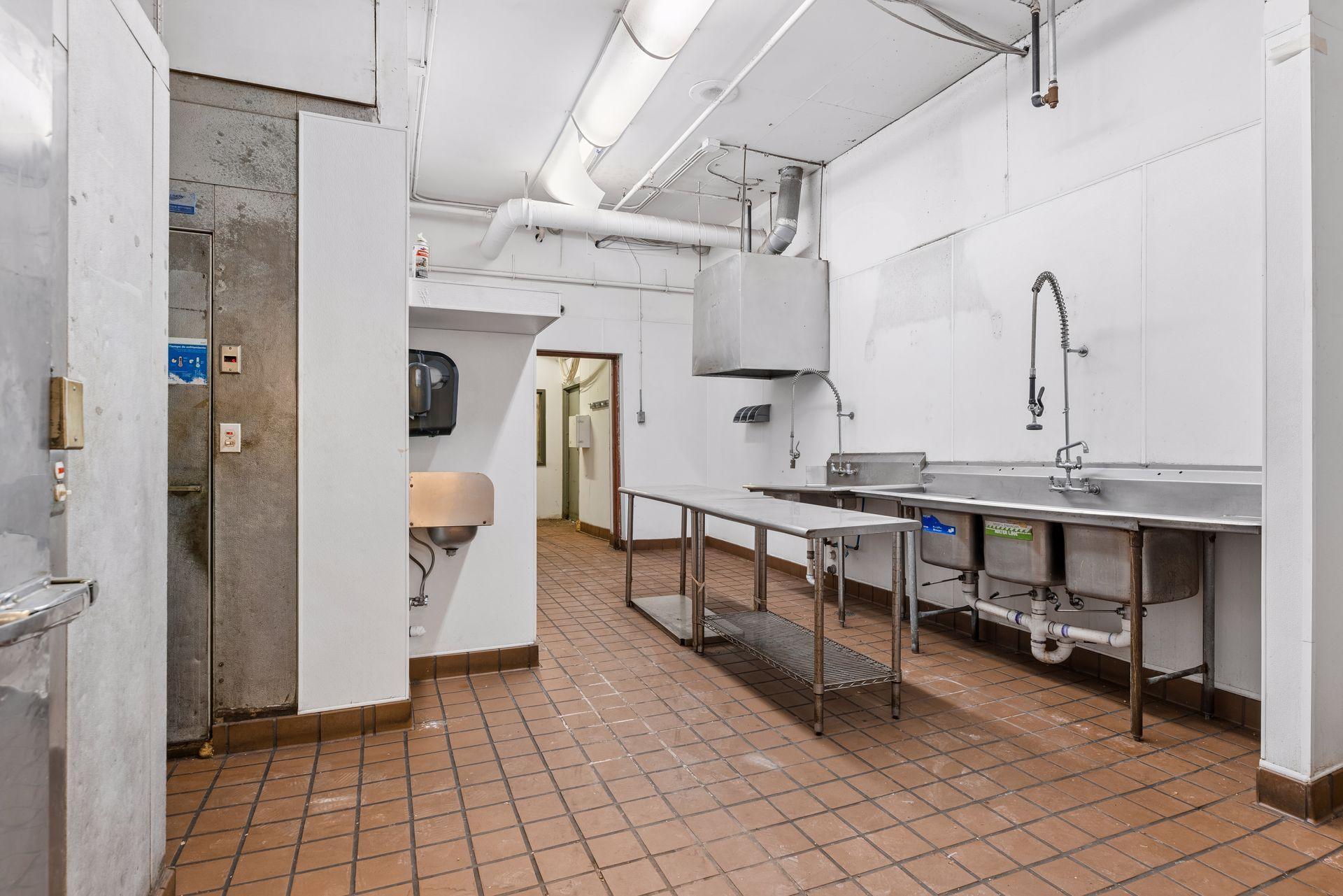 View of Commercial Sale at 1501 Lake Street, Minneapolis MN 55407, Minneapolis (16 of 33) - Mike Wilen | Minnesota Team Real Estate
