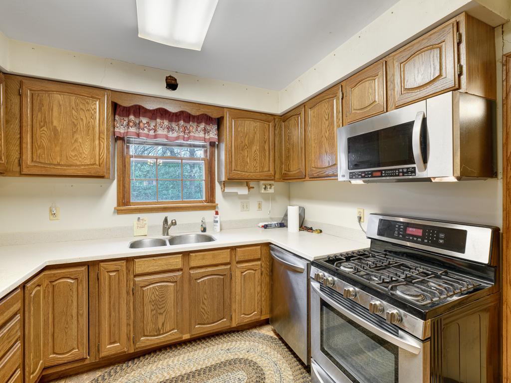 View of Residential at 9316 River Road, Brooklyn Park MN 55444, Brooklyn Park (11 of 24) - Mike Wilen | Minnesota Team Real Estate