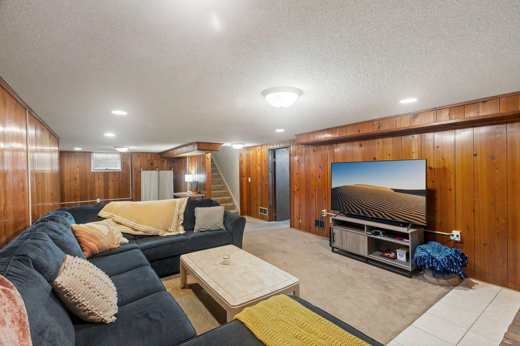 View of Residential at 6334 Pleasant Avenue, Richfield MN 55423, Richfield (23 of 40) - Mike Wilen | Minnesota Team Real Estate
