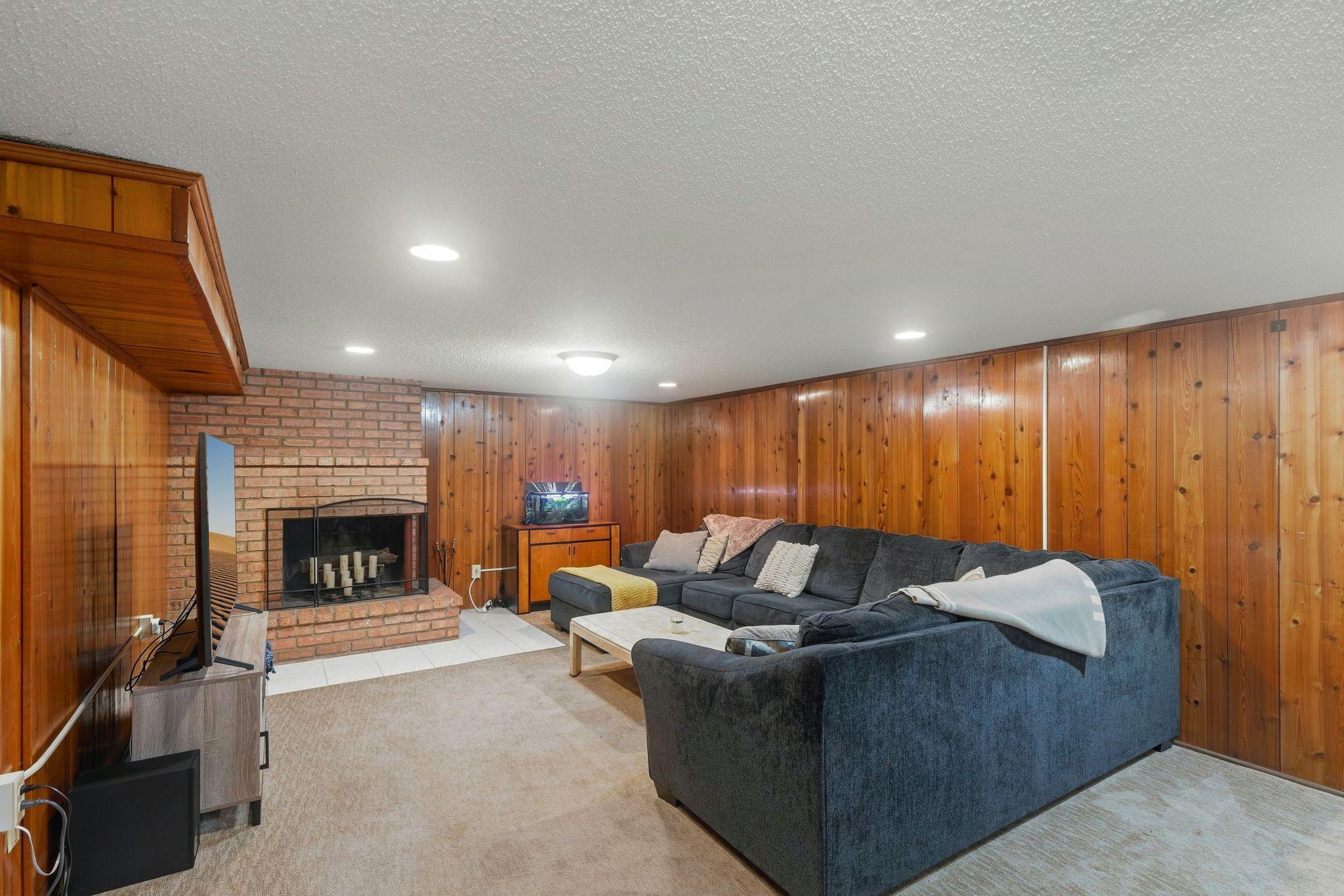 View of Residential at 6334 Pleasant Avenue, Richfield MN 55423, Richfield (22 of 40) - Mike Wilen | Minnesota Team Real Estate