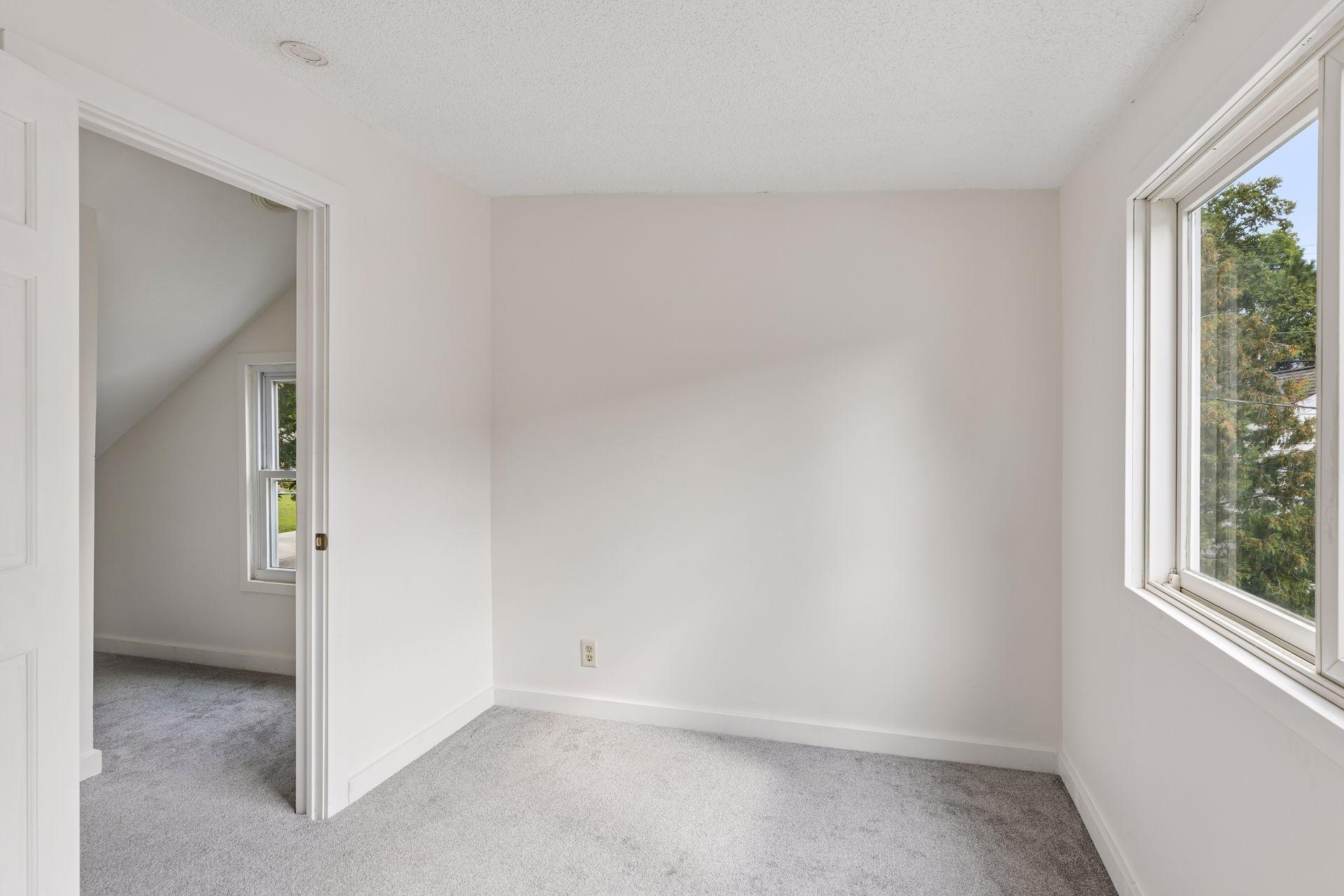 View of Residential at 6624 Minnetonka Boulevard, Saint Louis Park MN 55426, Saint Louis Park (28 of 40) - Mike Wilen | Minnesota Team Real Estate