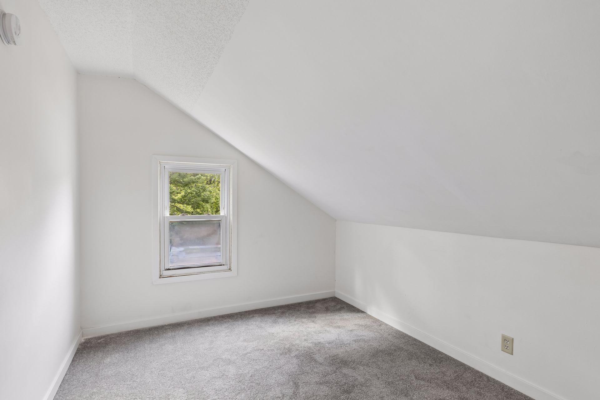 View of Residential at 6624 Minnetonka Boulevard, Saint Louis Park MN 55426, Saint Louis Park (23 of 40) - Mike Wilen | Minnesota Team Real Estate