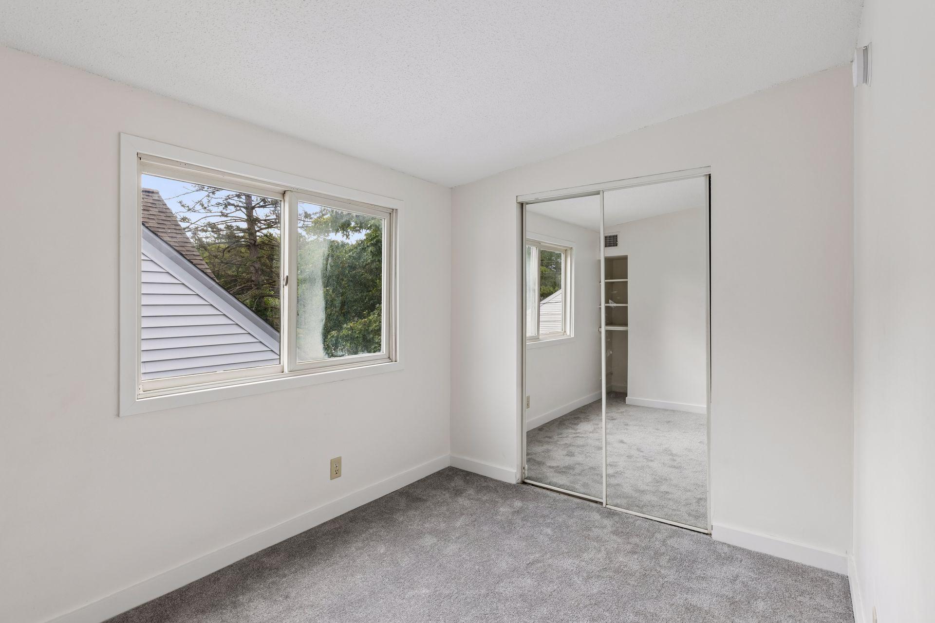 View of Residential at 6624 Minnetonka Boulevard, Saint Louis Park MN 55426, Saint Louis Park (21 of 40) - Mike Wilen | Minnesota Team Real Estate