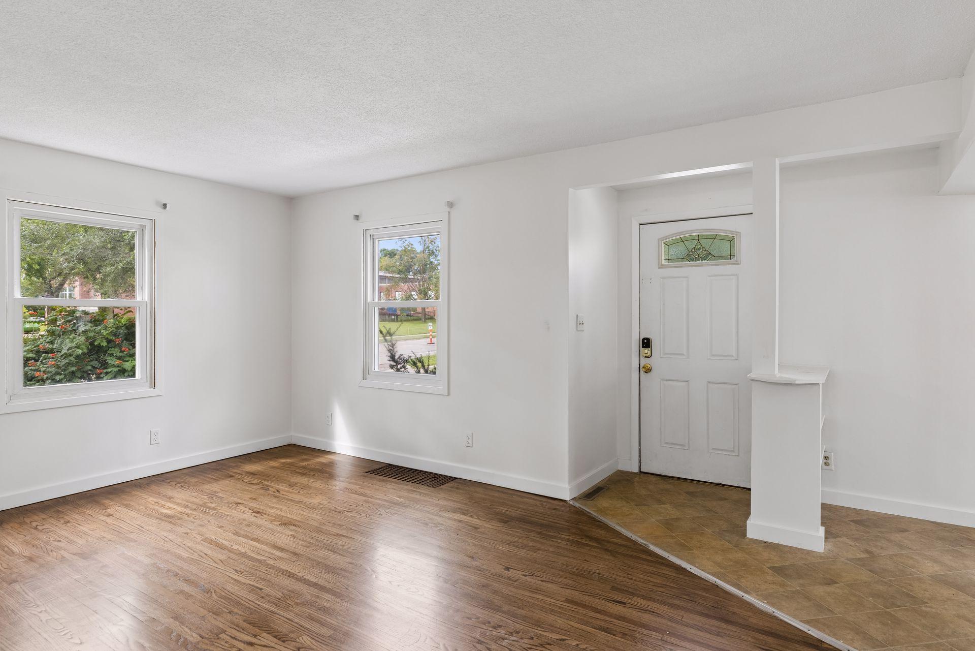View of Residential at 6624 Minnetonka Boulevard, Saint Louis Park MN 55426, Saint Louis Park (12 of 40) - Mike Wilen | Minnesota Team Real Estate