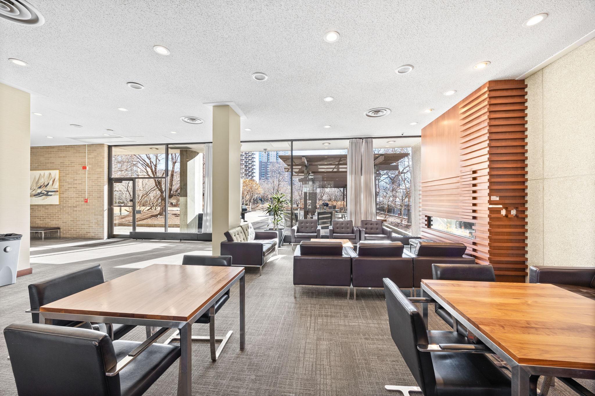 View of Residential at 15 1st Street #A1505, Minneapolis MN 55401, Minneapolis (25 of 26) - Mike Wilen | Minnesota Team Real Estate