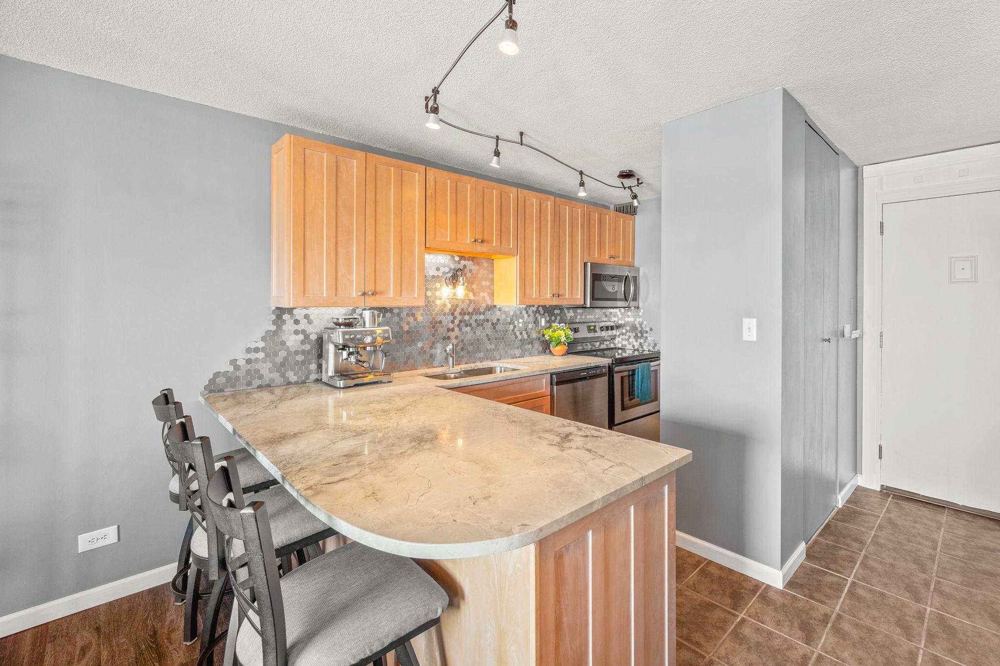 View of Residential at 15 1st Street #A1505, Minneapolis MN 55401, Minneapolis (8 of 26) - Mike Wilen | Minnesota Team Real Estate
