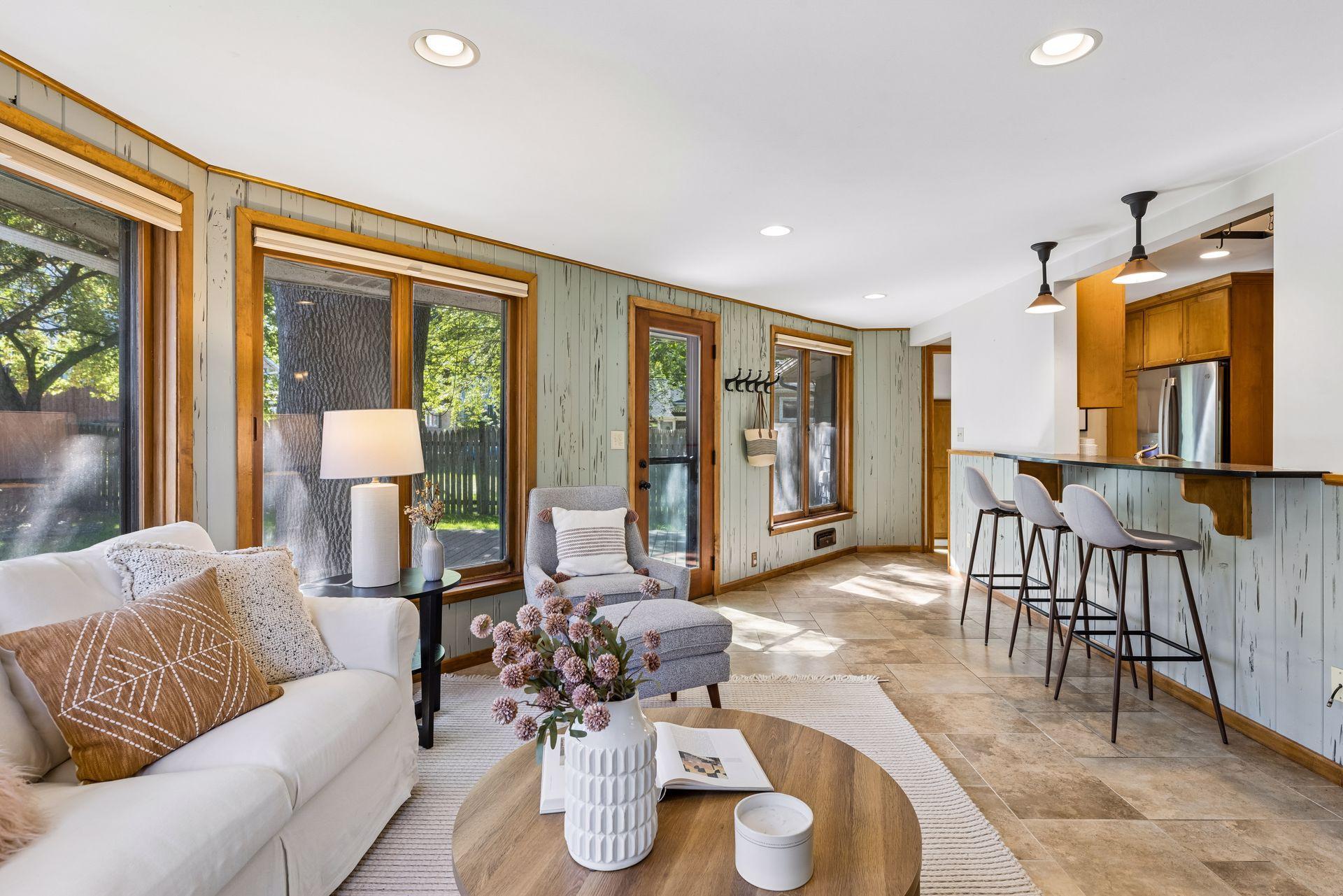 View of Residential at 2911 54th Street, Minneapolis MN 55410, Minneapolis (7 of 35) - Mike Wilen | Minnesota Team Real Estate