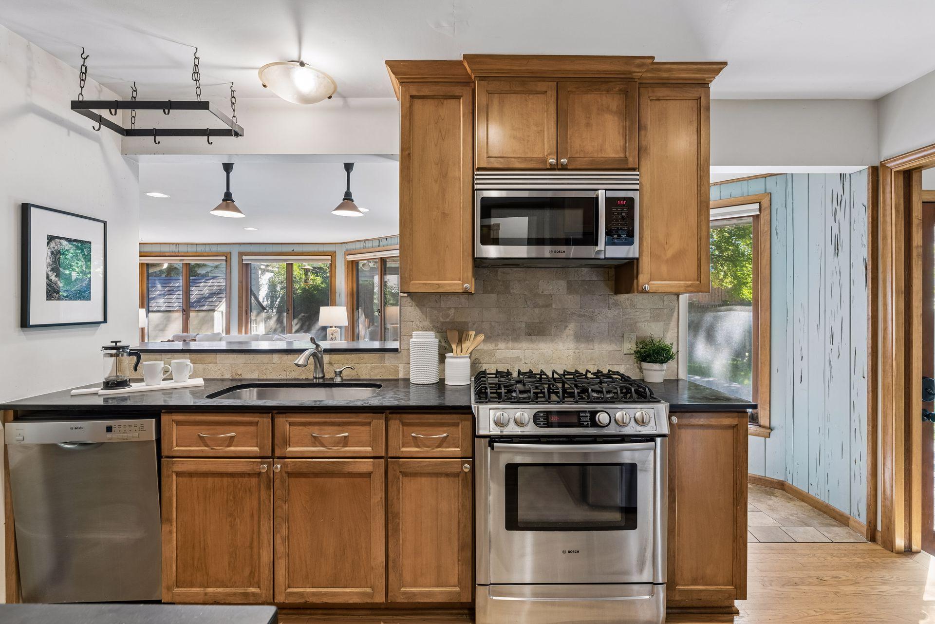 View of Residential at 2911 54th Street, Minneapolis MN 55410, Minneapolis (4 of 35) - Mike Wilen | Minnesota Team Real Estate