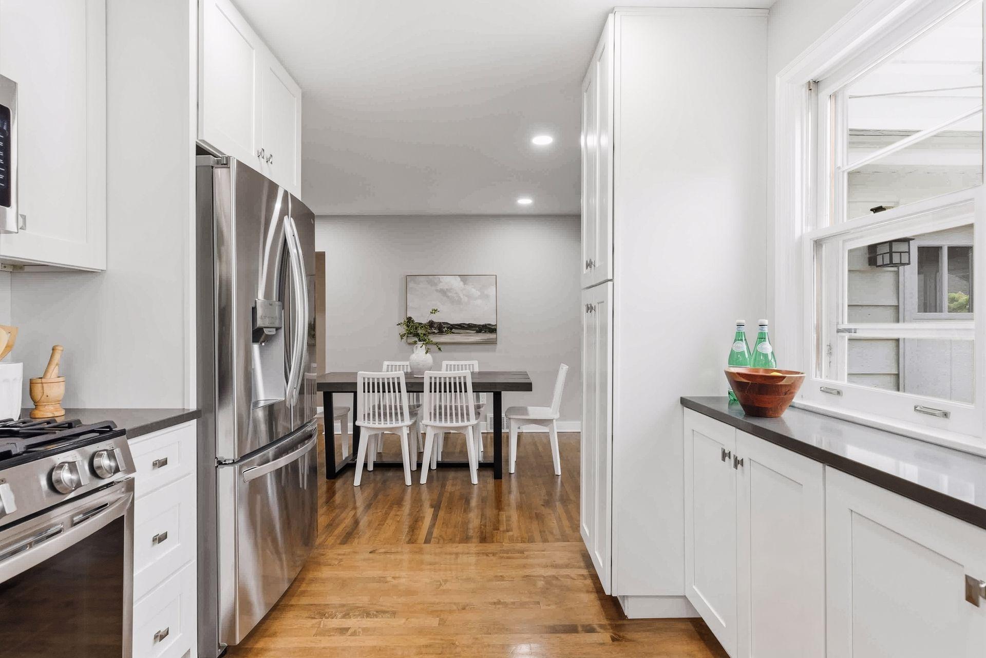 View of Residential at 2129 Hartford Avenue, Saint Paul MN 55116, Saint Paul (15 of 52) - Mike Wilen | Minnesota Team Real Estate