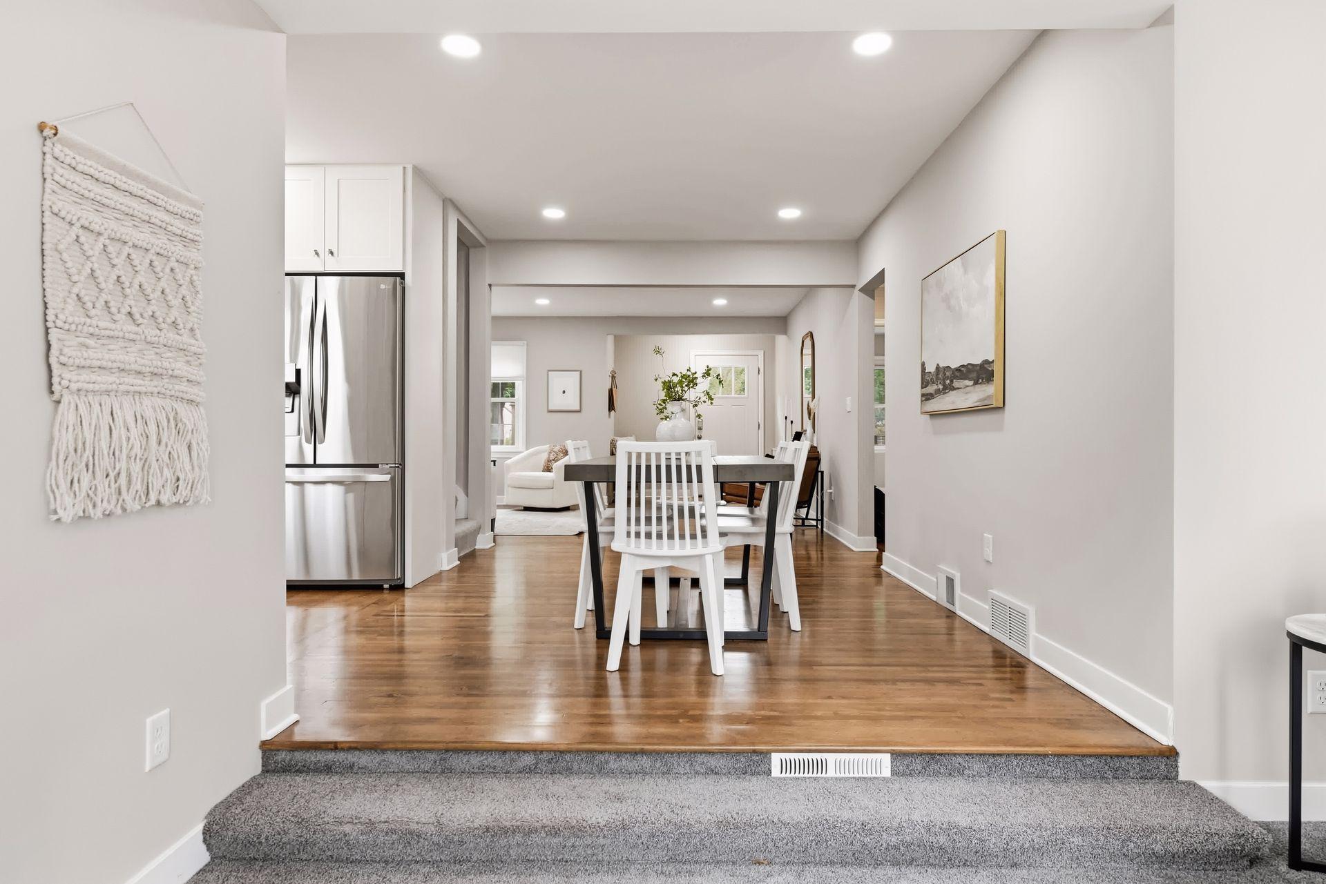View of Residential at 2129 Hartford Avenue, Saint Paul MN 55116, Saint Paul (11 of 52) - Mike Wilen | Minnesota Team Real Estate
