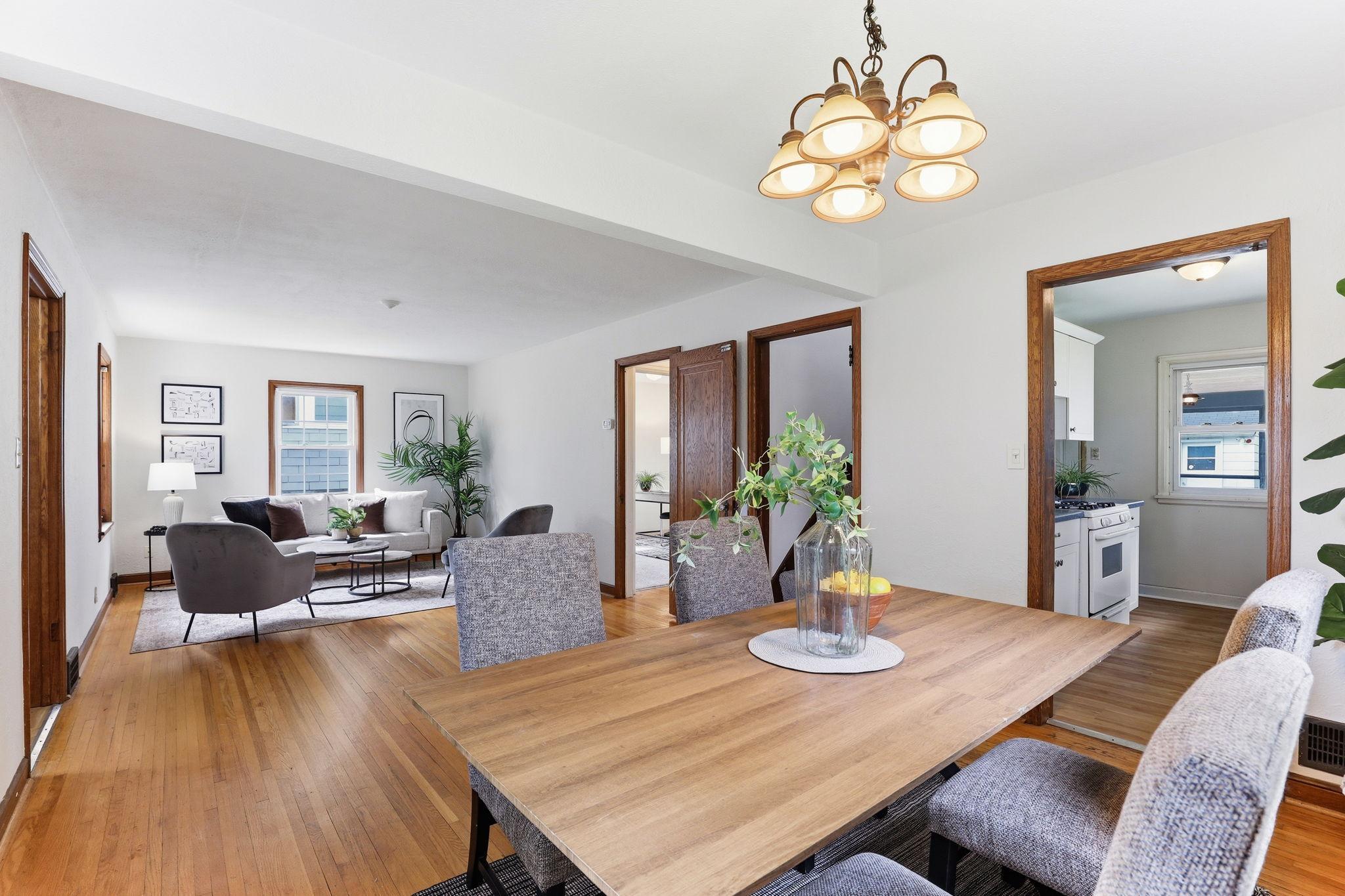 View of Residential at 1873 Hawthorne Avenue, Saint Paul MN 55119, Saint Paul (8 of 28) - Mike Wilen | Minnesota Team Real Estate