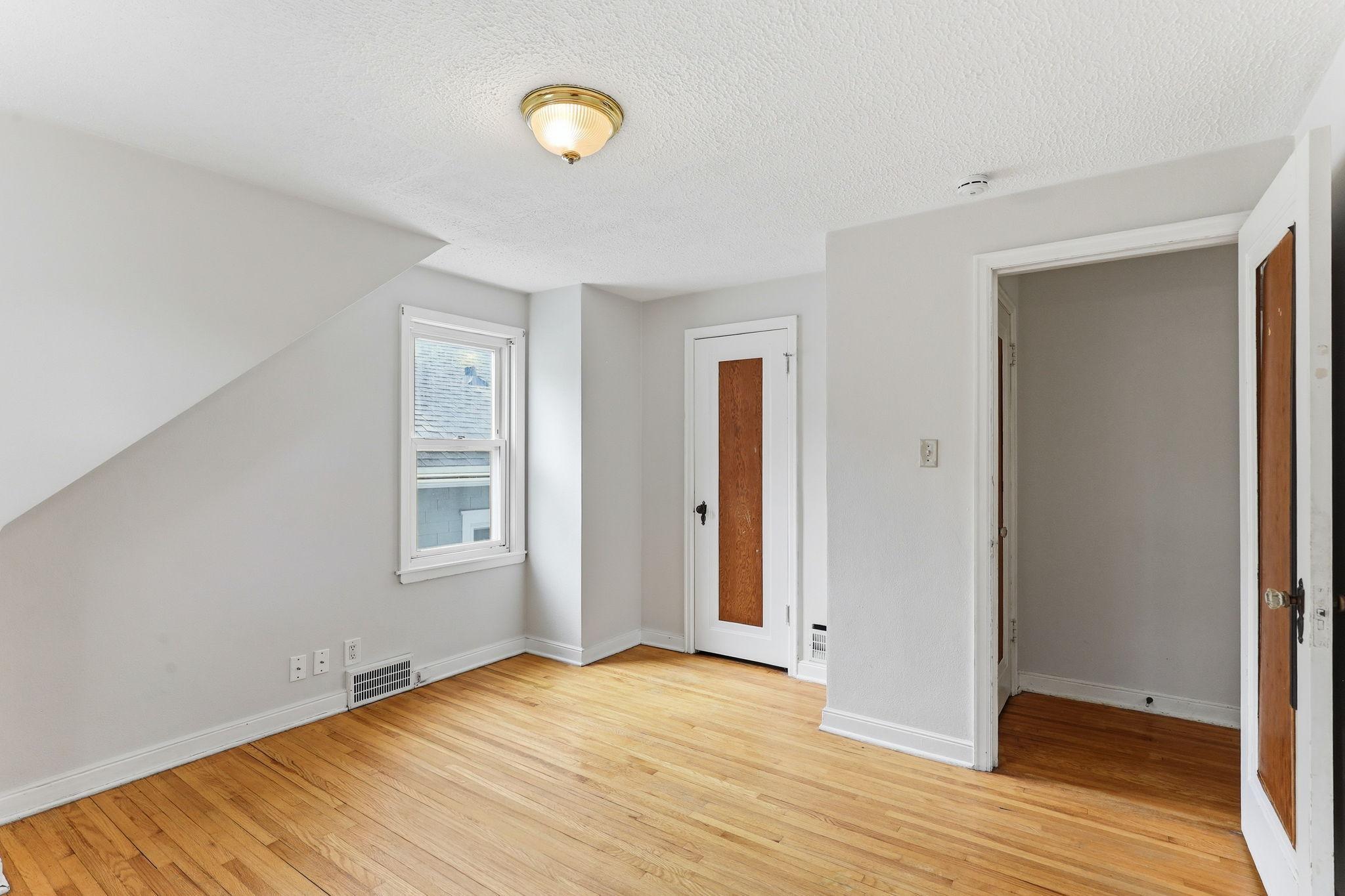 View of Residential at 1873 Hawthorne Avenue, Saint Paul MN 55119, Saint Paul (17 of 28) - Mike Wilen | Minnesota Team Real Estate