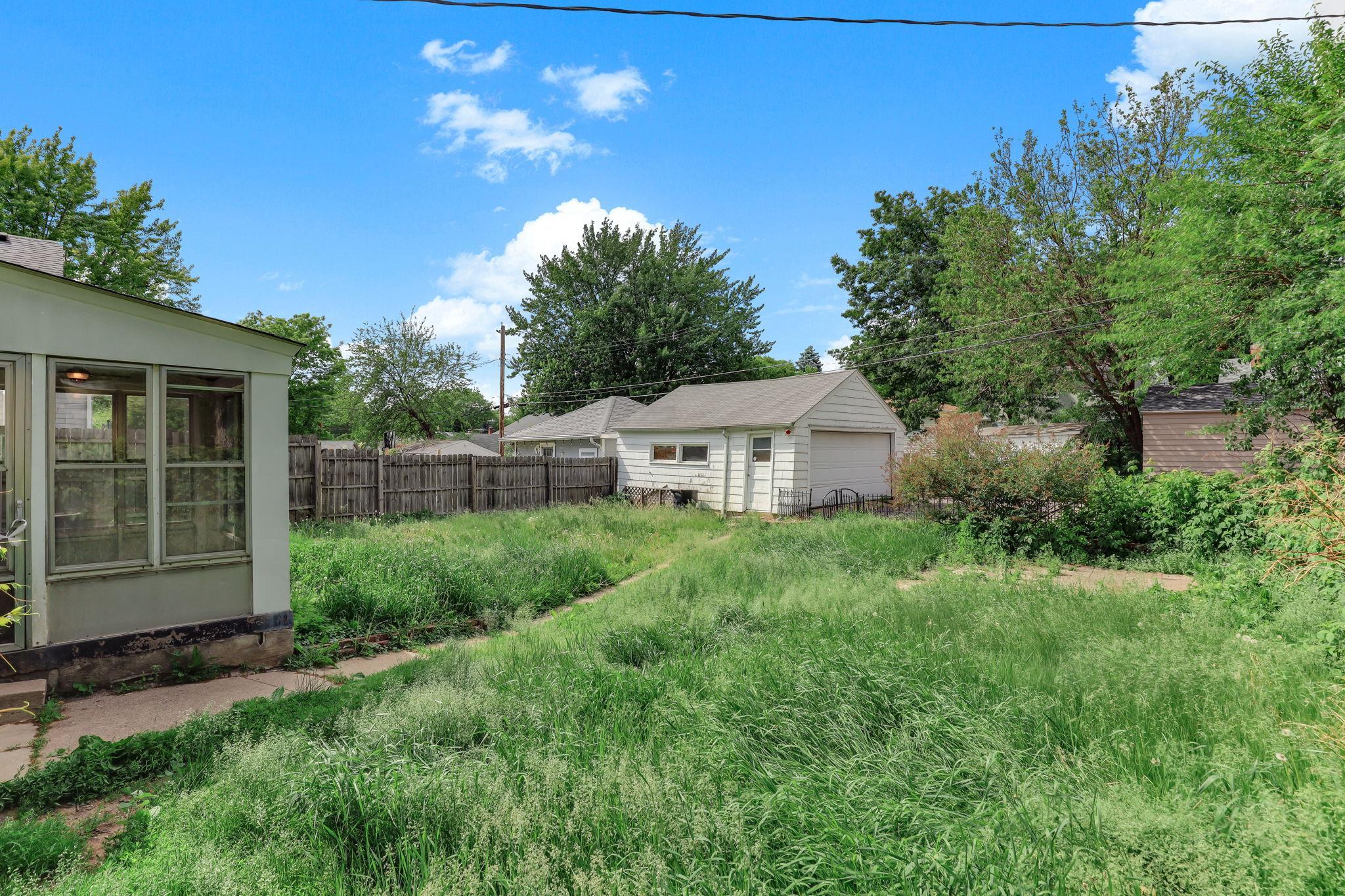 View of Residential at 1873 Hawthorne Avenue, Saint Paul MN 55119, Saint Paul (21 of 28) - Mike Wilen | Minnesota Team Real Estate